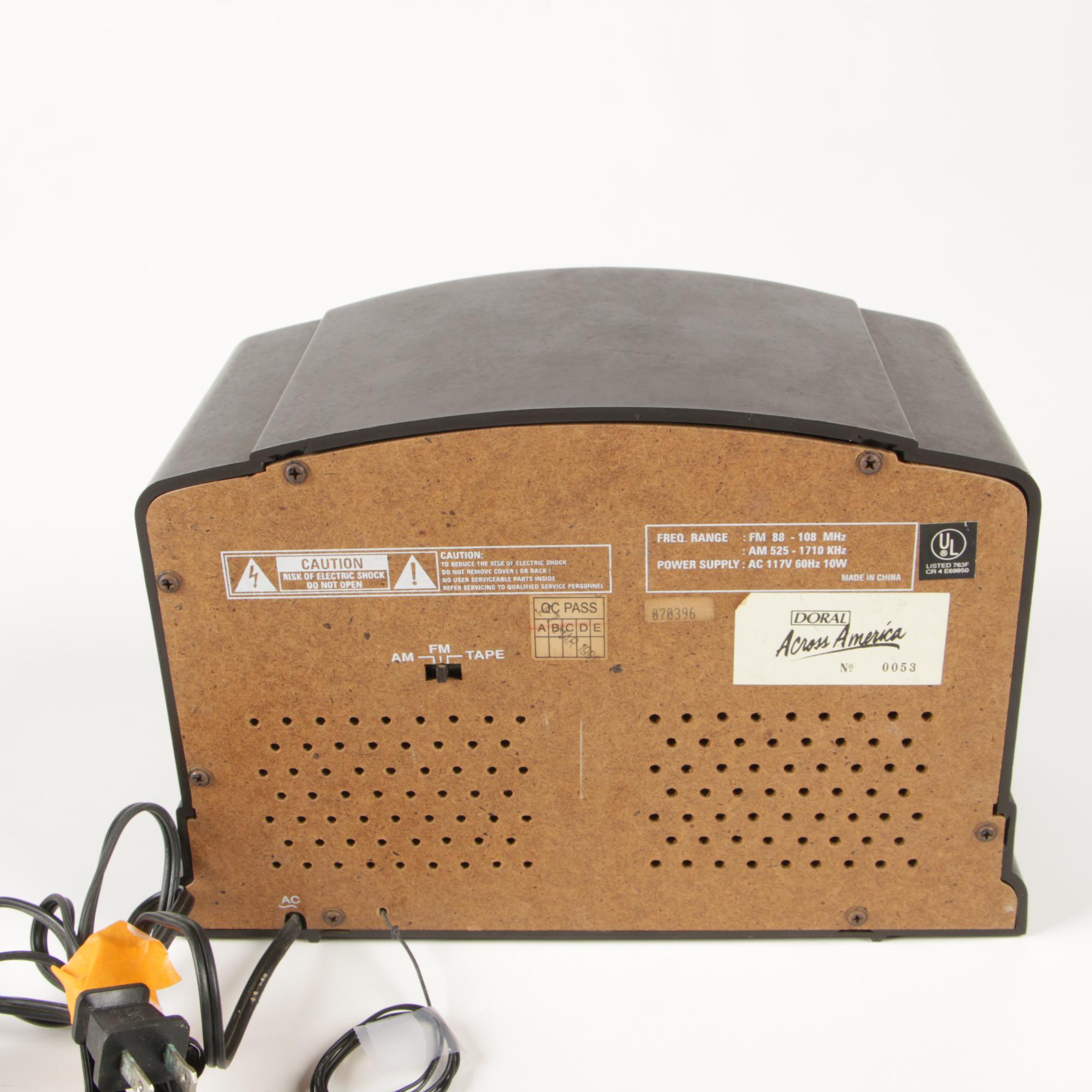 Doral "Across America" AM/FM Tuner Radio with Cassette Player