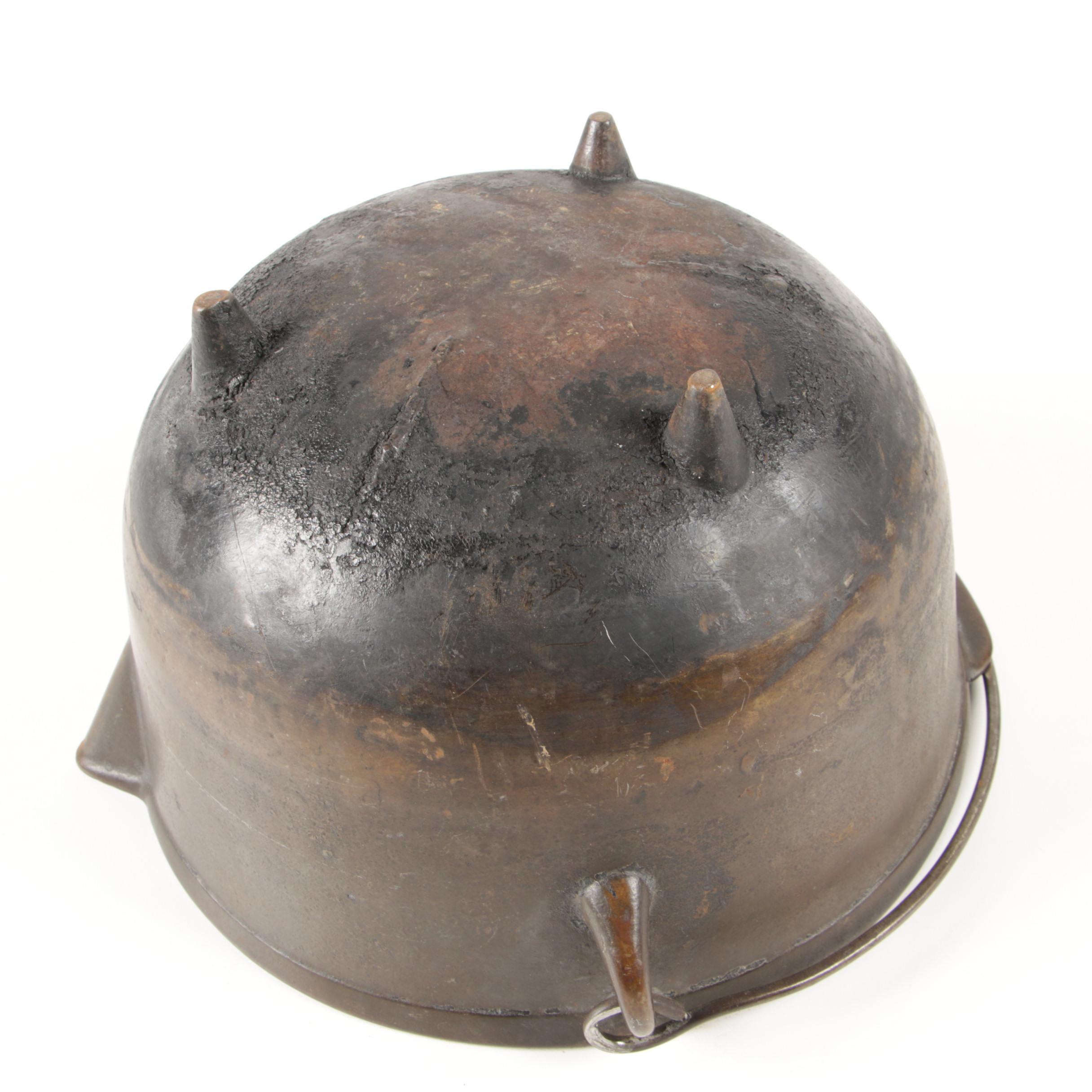 Footed Cast Iron Handled Cauldron with Pour Spout