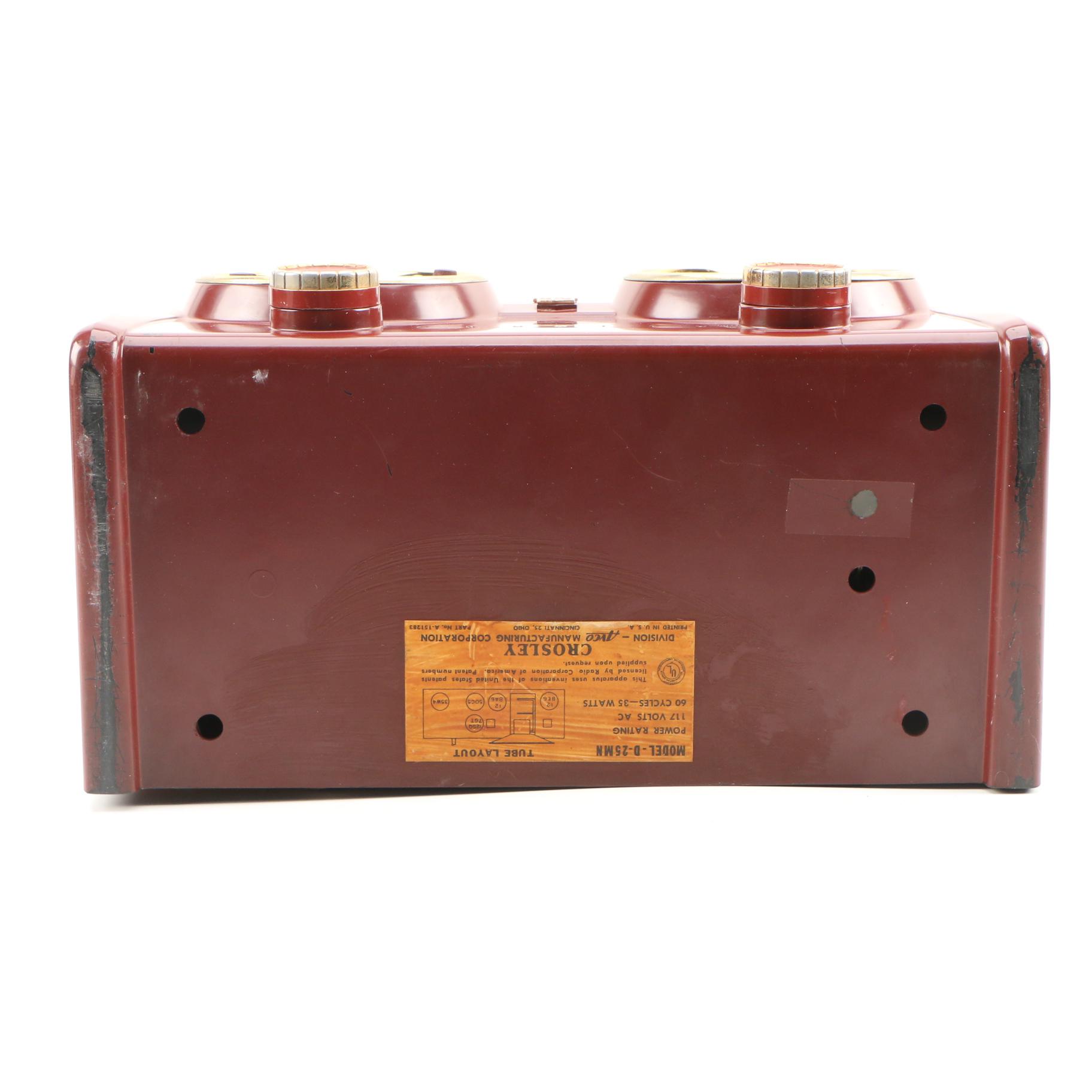 Mid Century Modern Crosley Clock Radio, 1950s