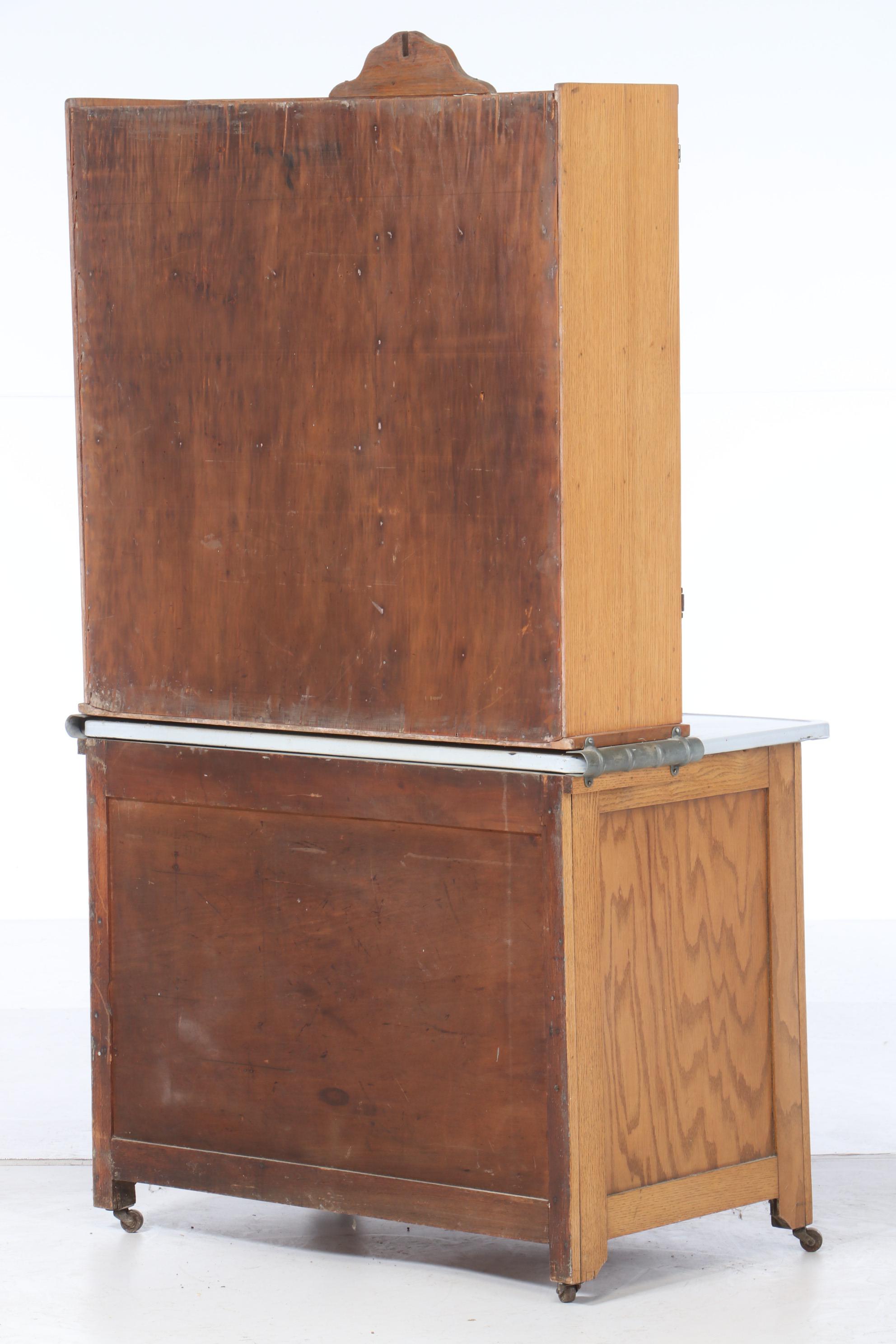 Boone Kitchen Cabinet Company Oak Hoosier-Style Cabinet, circa 1930