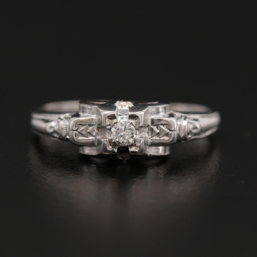 14K White Gold 0.04 CT Diamond Ring