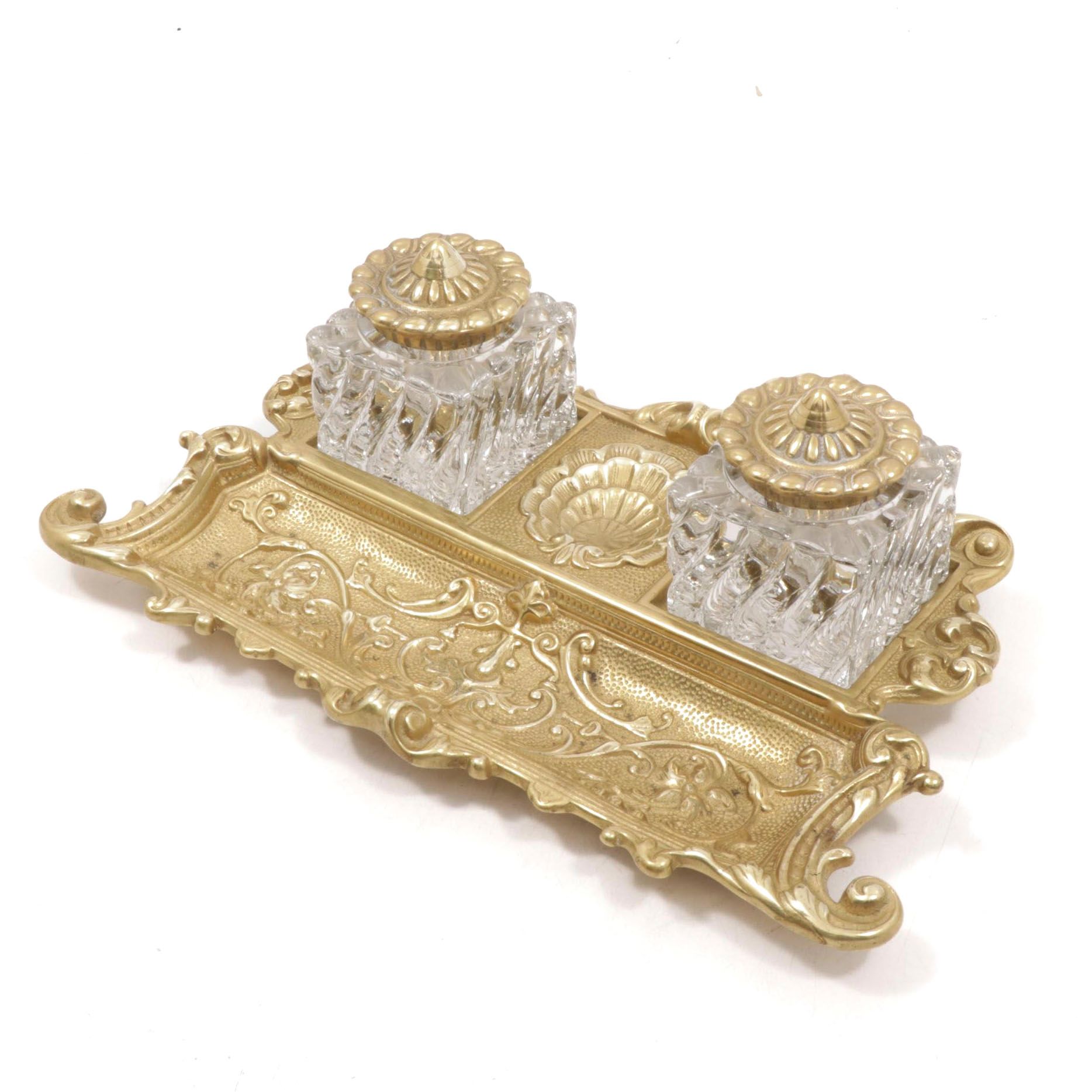 Virginia Metalcrafters Ornate Brass and Glass Victorian Style Inkwell