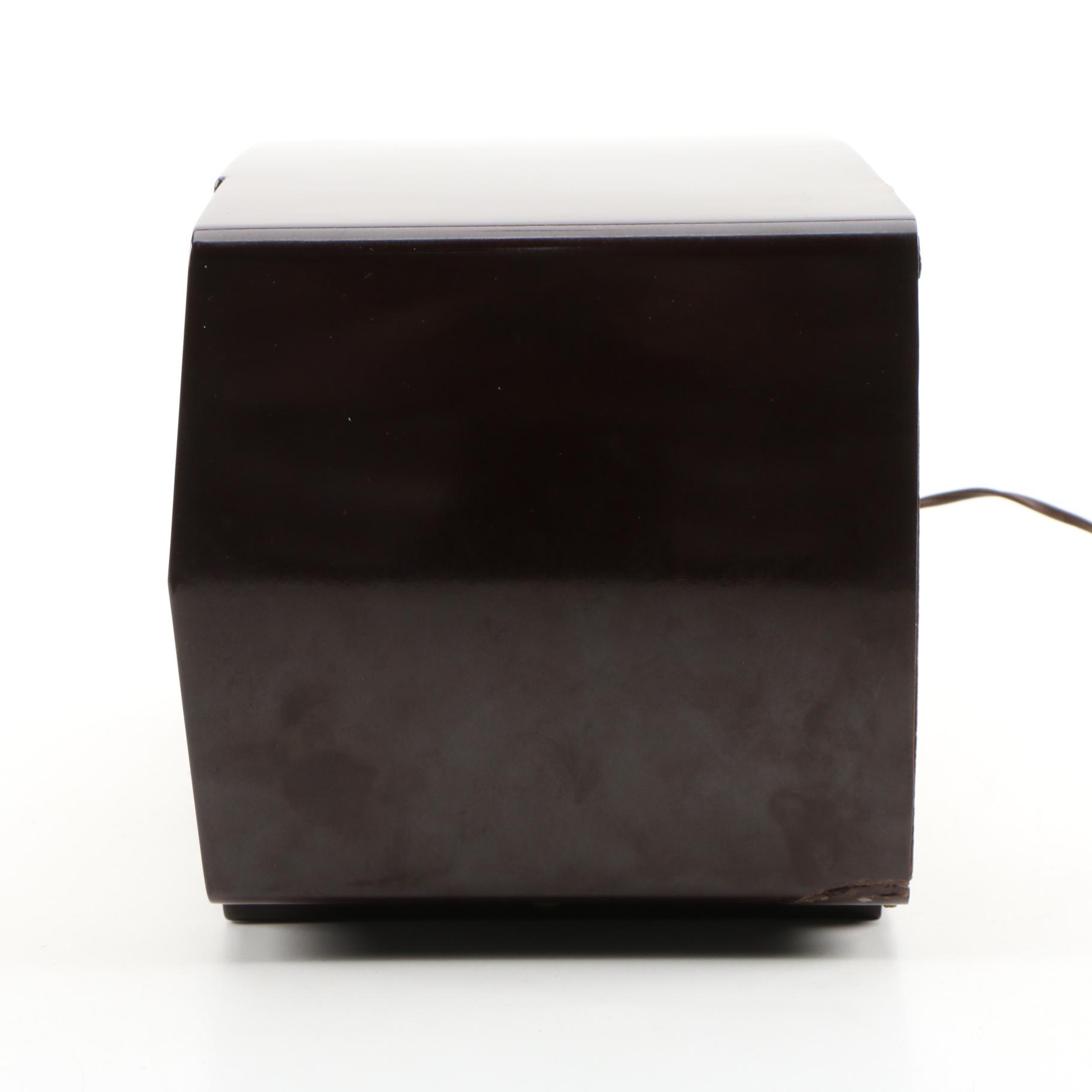 Mid Century Modern Am-FM Zenith Model Radio