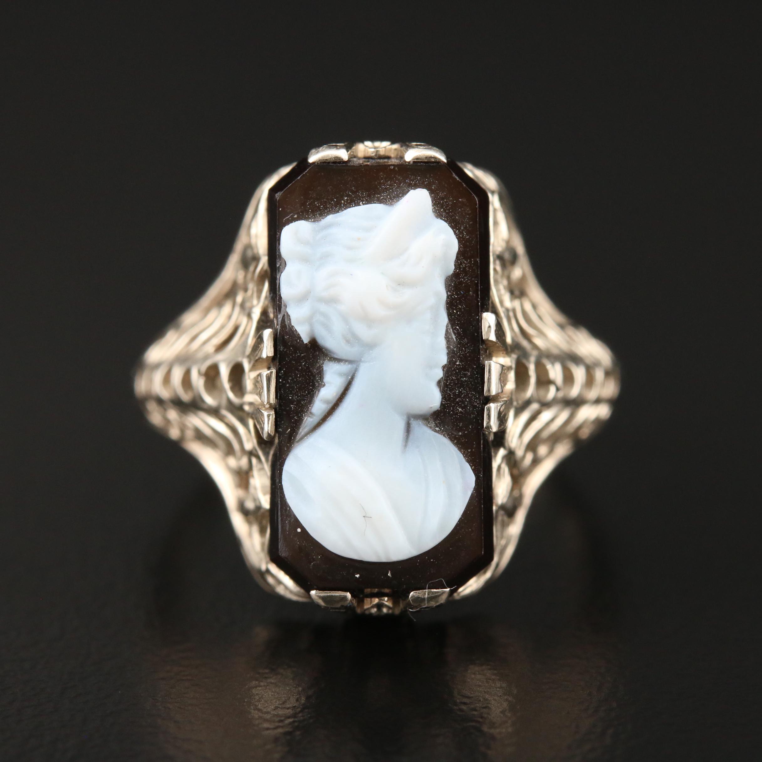 Vintage 14K White Gold Filigree Cameo Ring