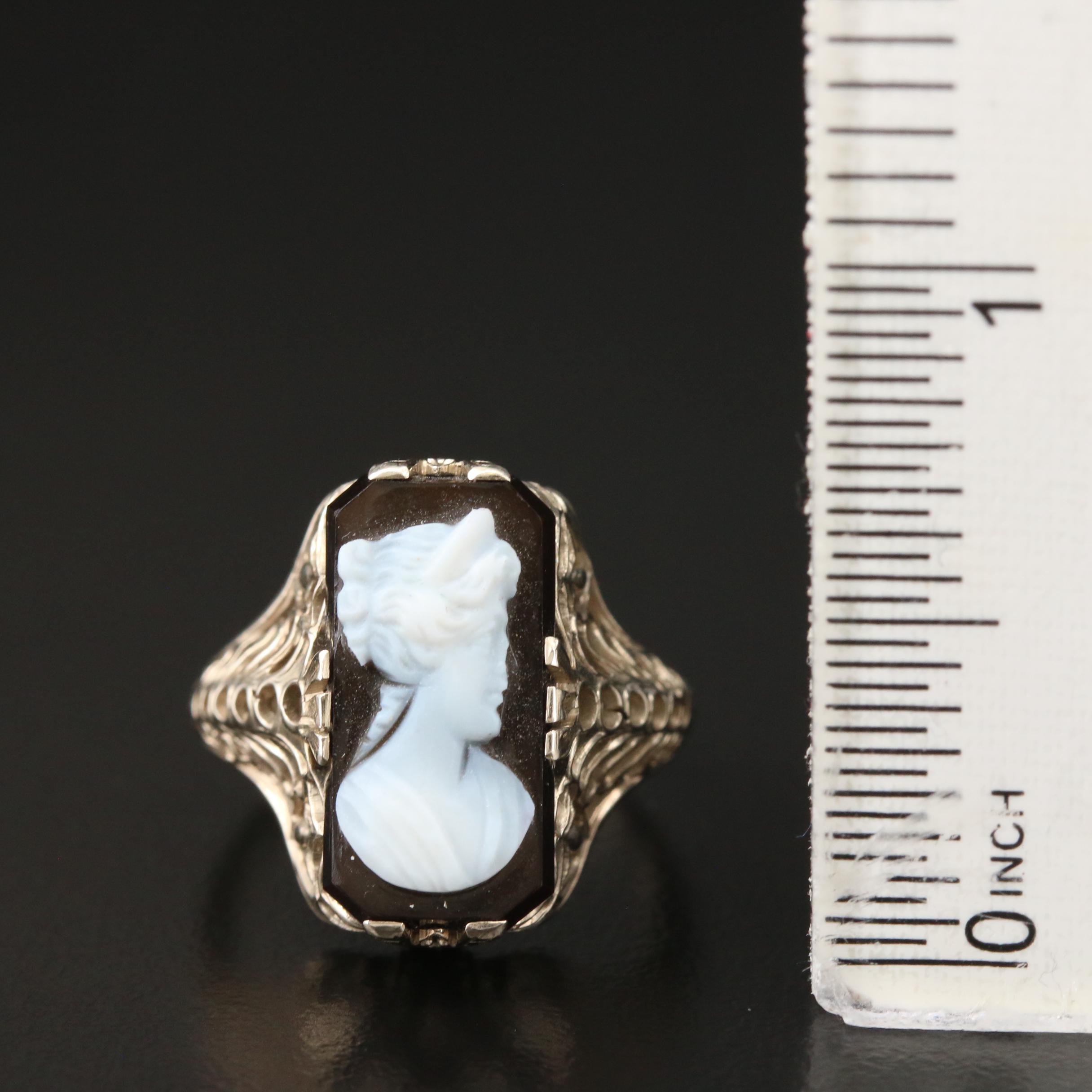 Vintage 14K White Gold Filigree Cameo Ring