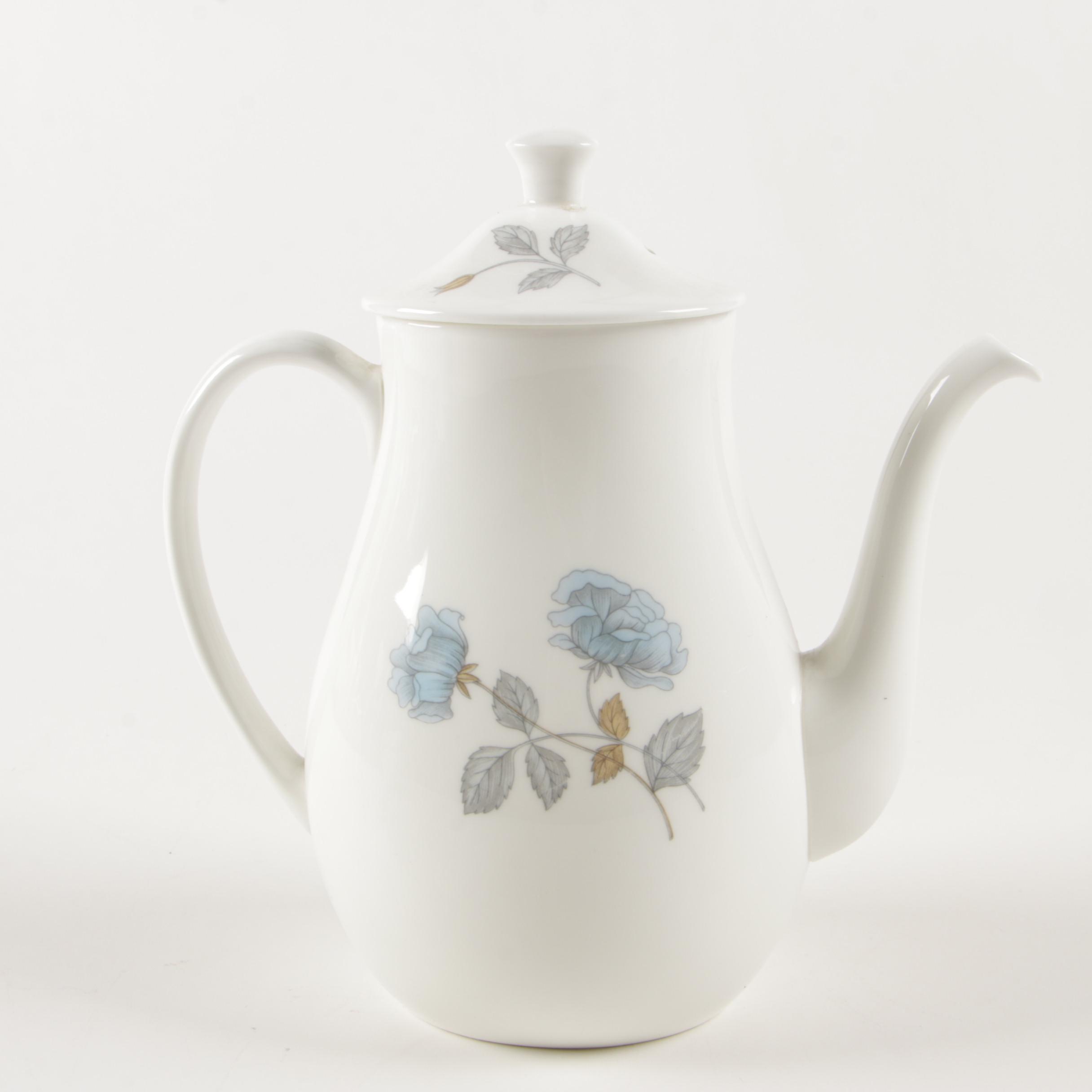 Wedgwood "Ice Rose" China Coffee Set, Mid to Late 20th Century