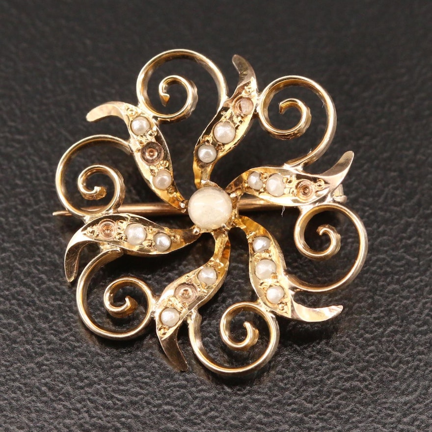 Antique 10K Yellow Gold Brooch With Scroll Work Motif