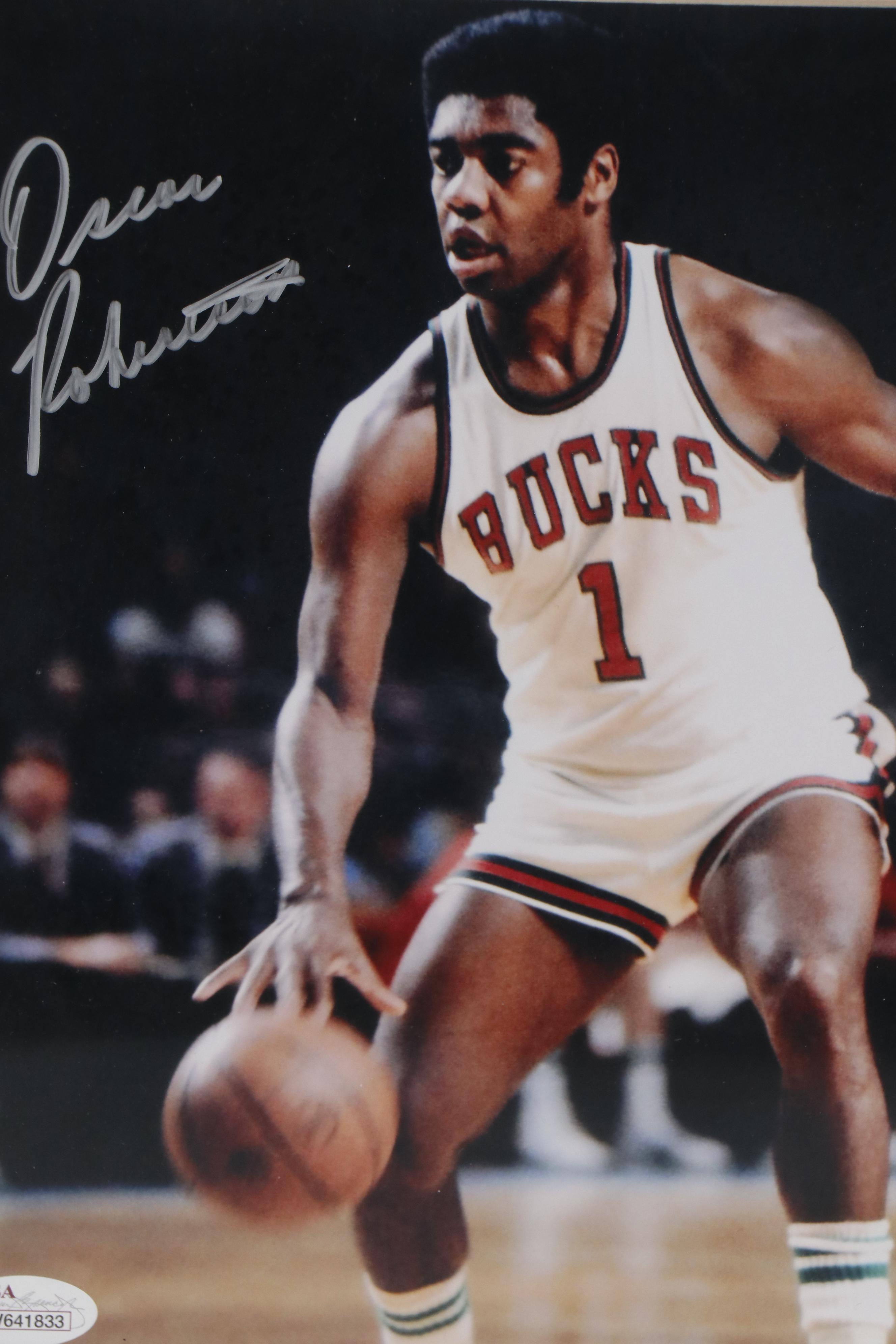 Oscar Robertson Signed Photo Print, Framed  COA