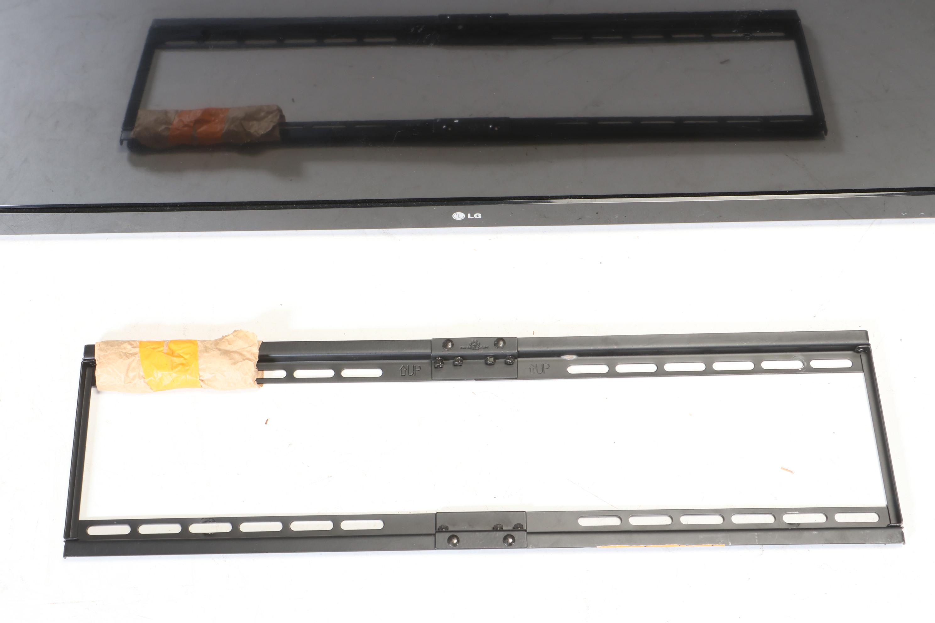 LG Model 55LS54500 55-Inch LED Flat-Screen Television