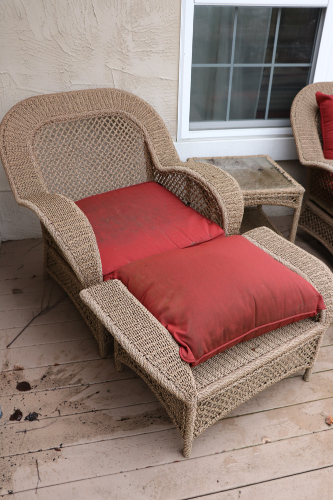 Woven Synthetic Fiber Patio Furniture Set