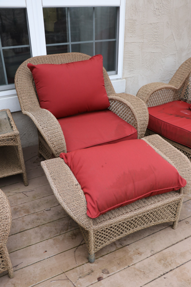 Woven Synthetic Fiber Patio Furniture Set