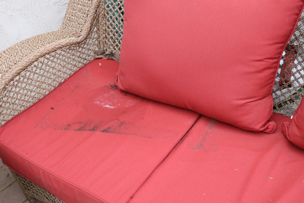 Woven Synthetic Fiber Patio Furniture Set