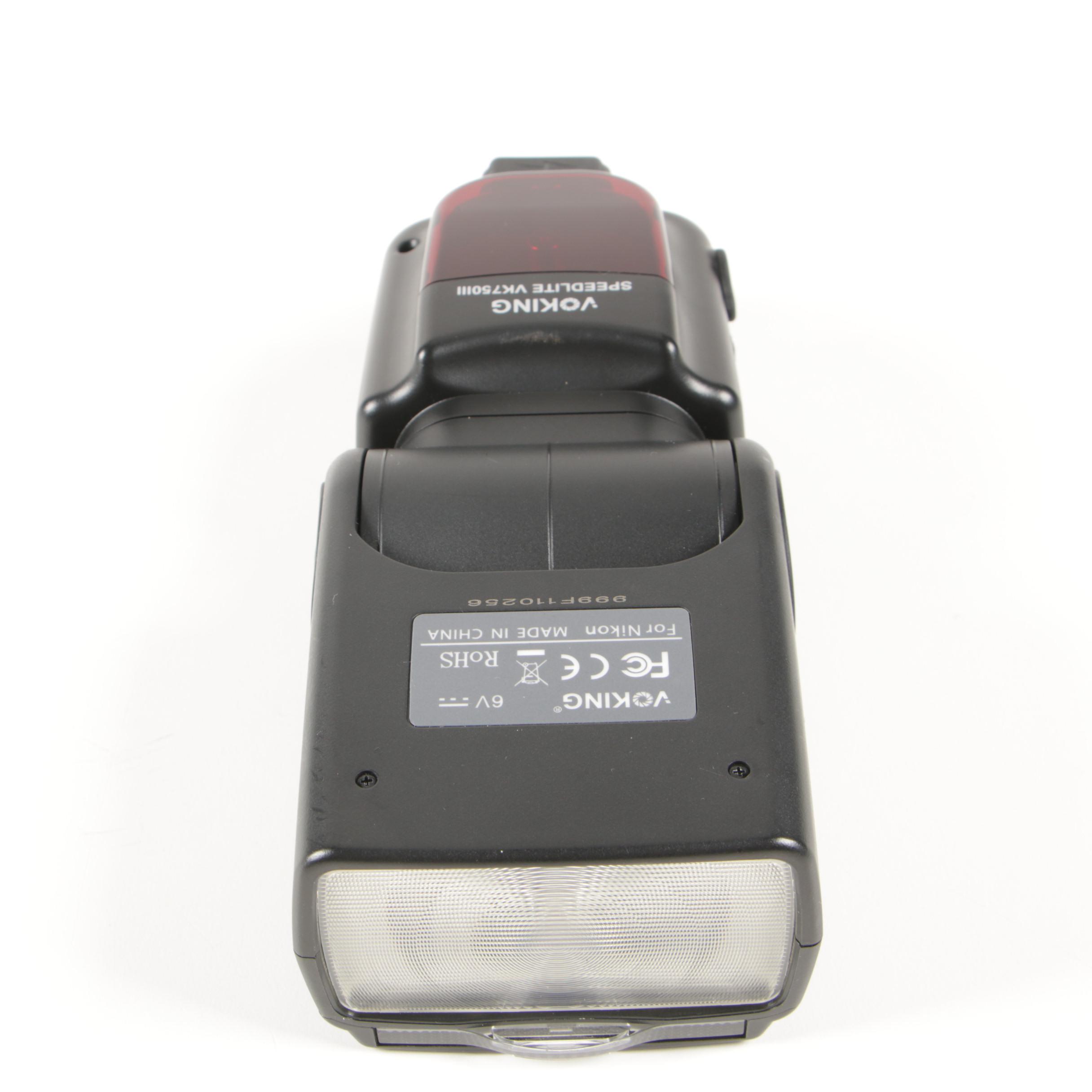 Nikon D7000 Camera and Accessories