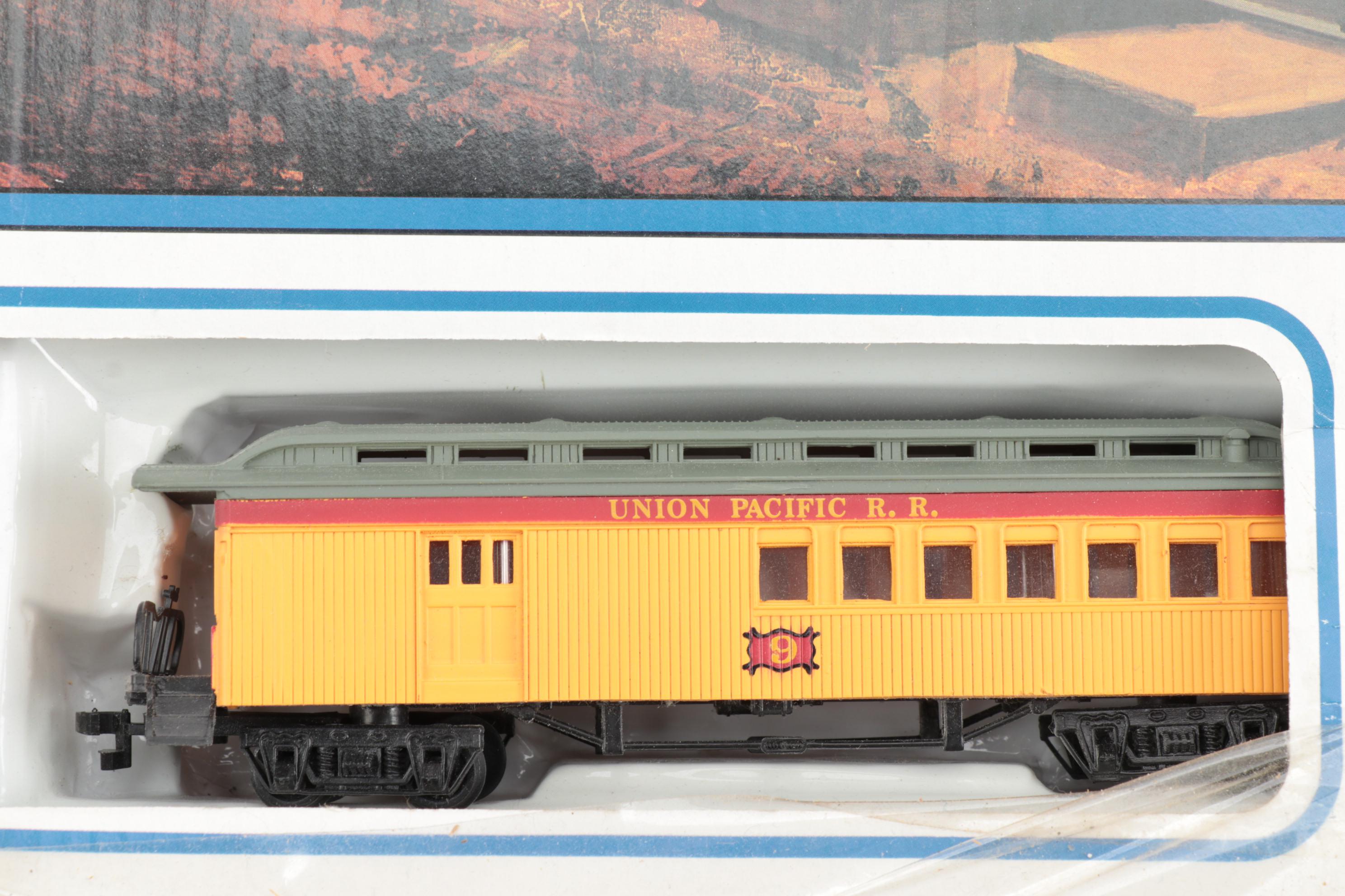 Bachmann "Old Tyme Village Express" Model Train Kit and More, 1995