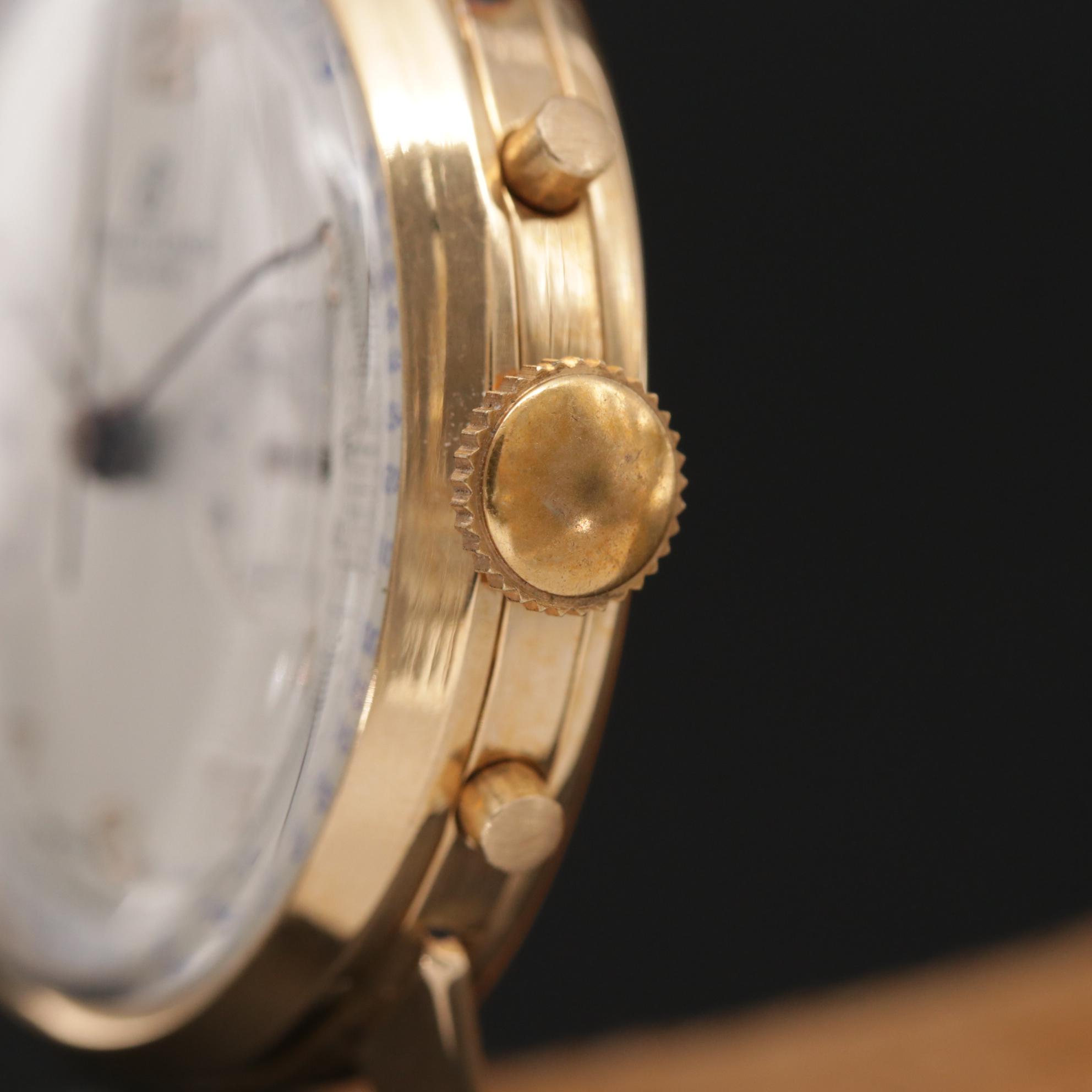 Vintage Breitling 18K Yellow Gold Watch