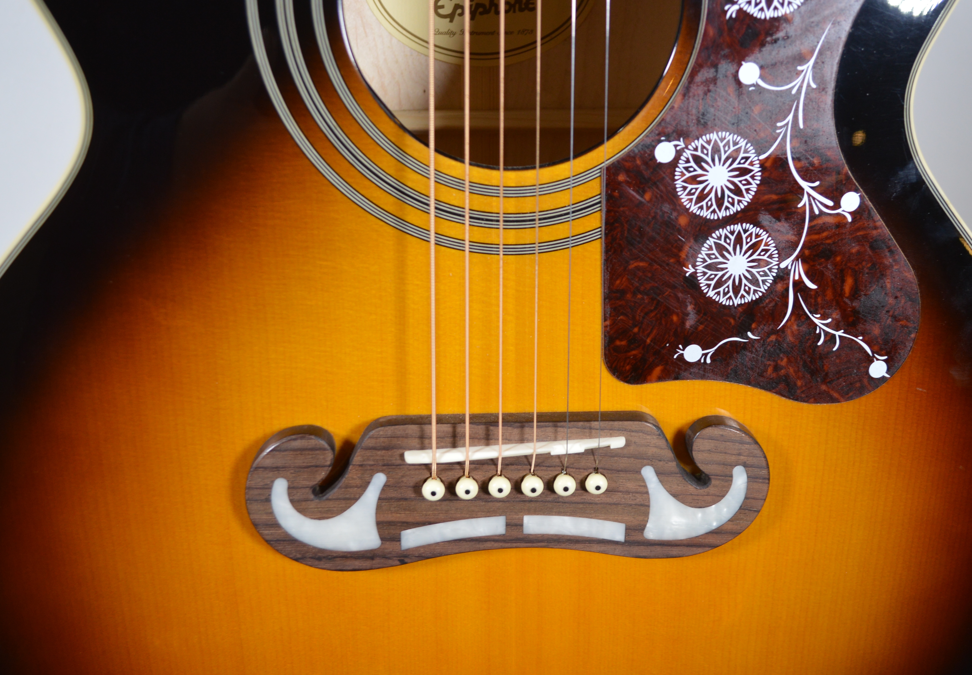 Epiphone EJ200SCE Acoustic-Electric Guitar