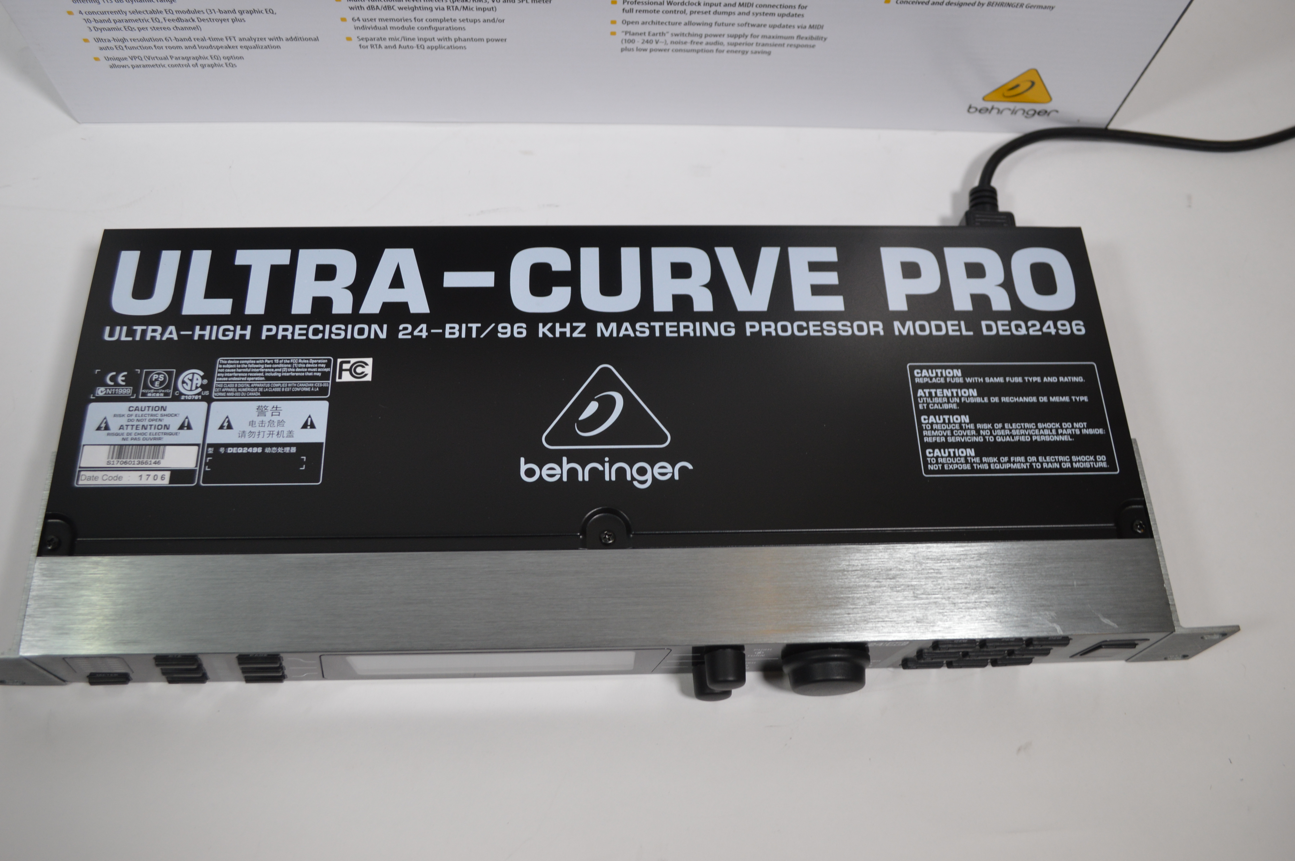 Behringer Ultracurve Pro DEQ2496 Equalizer and Mastering Processor