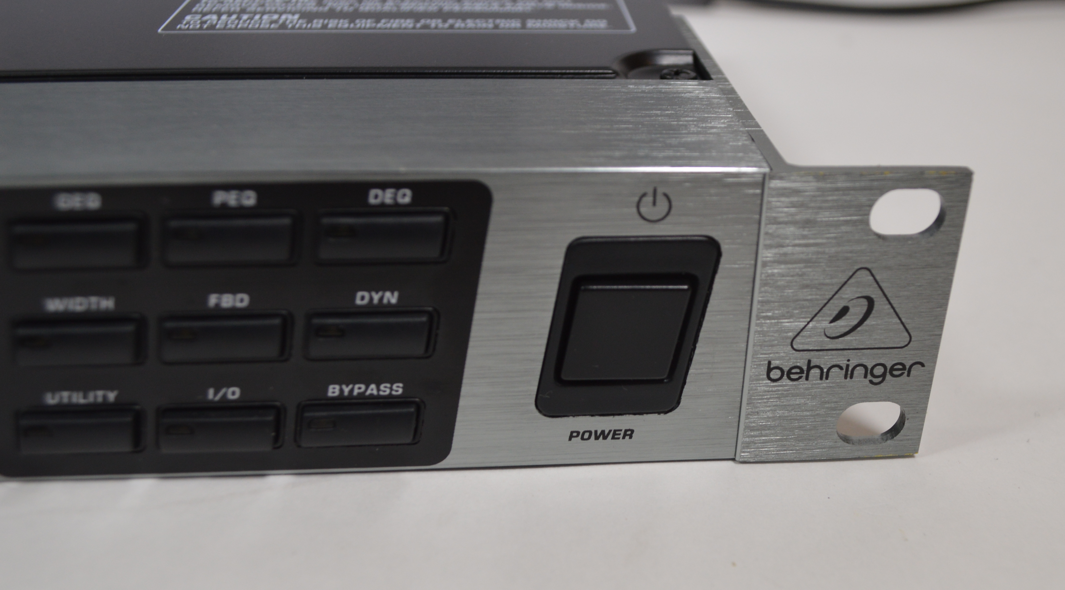 Behringer Ultracurve Pro DEQ2496 Equalizer and Mastering Processor