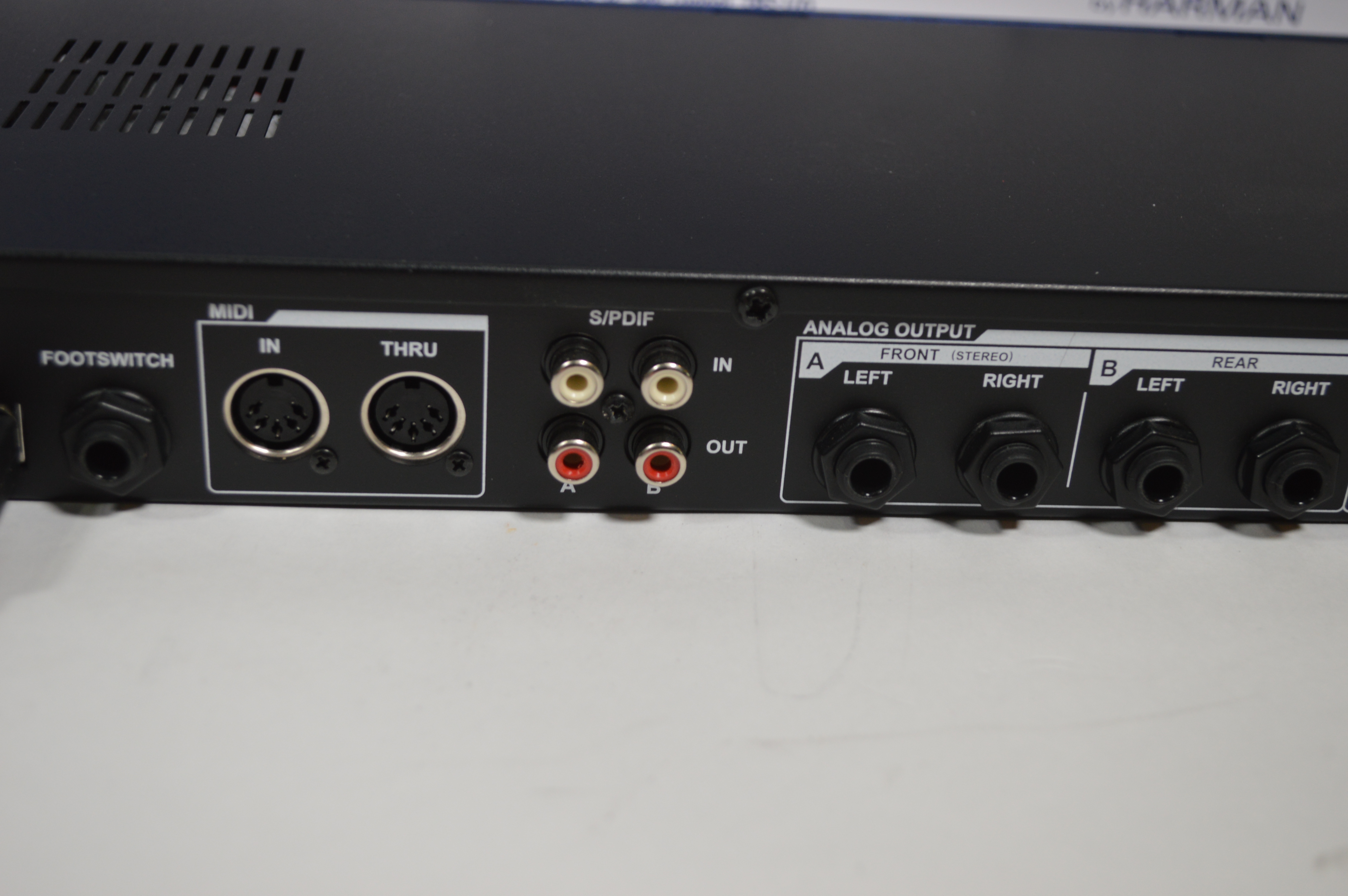 Lexicon MX400 Dual Stereo Surround Reverb Effects Processor with USB Plug-In