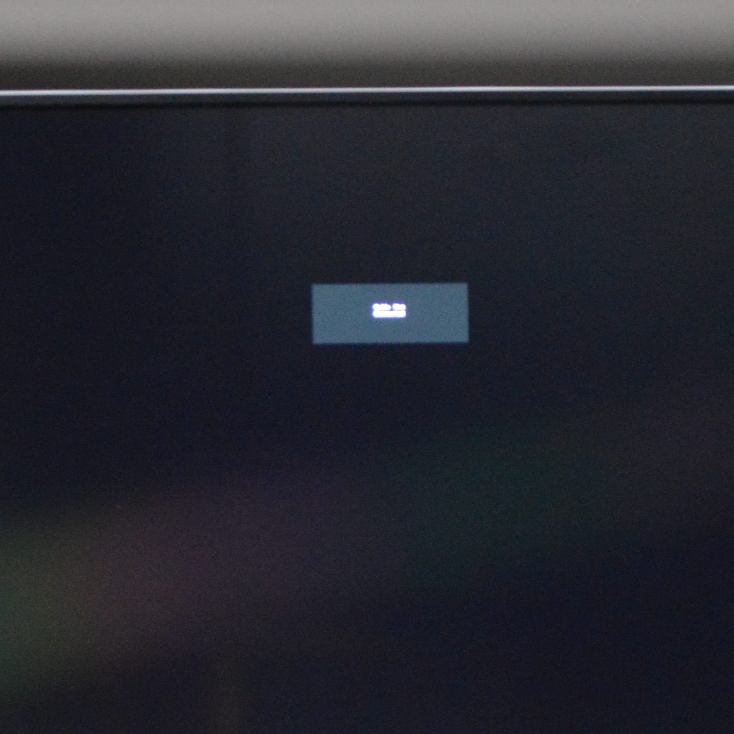 Acer 43" Widescreen LCD Monitor and Wall Mount