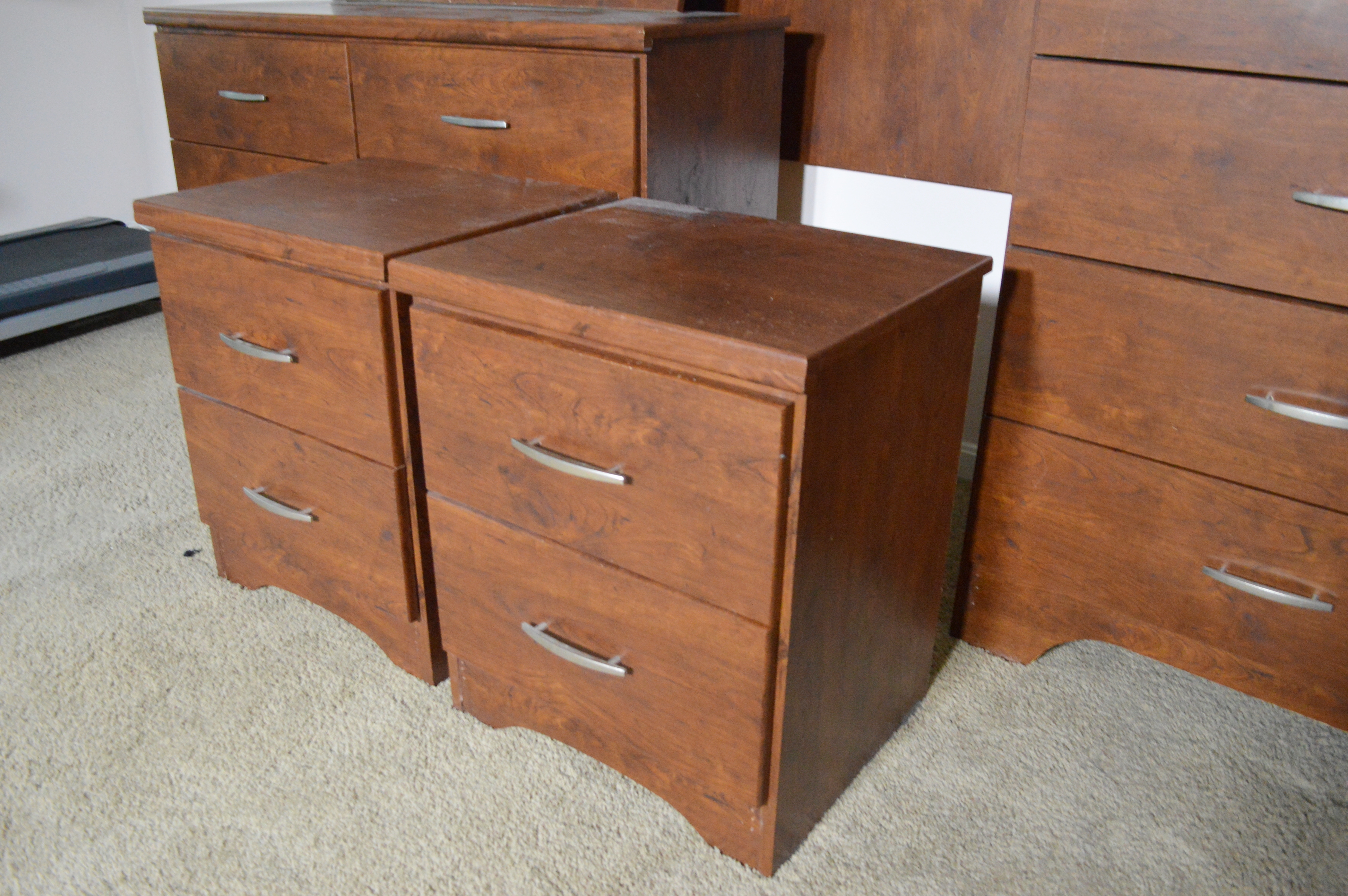 Standard Furniture "Kennedy" Bedroom Set with Queen Headboard