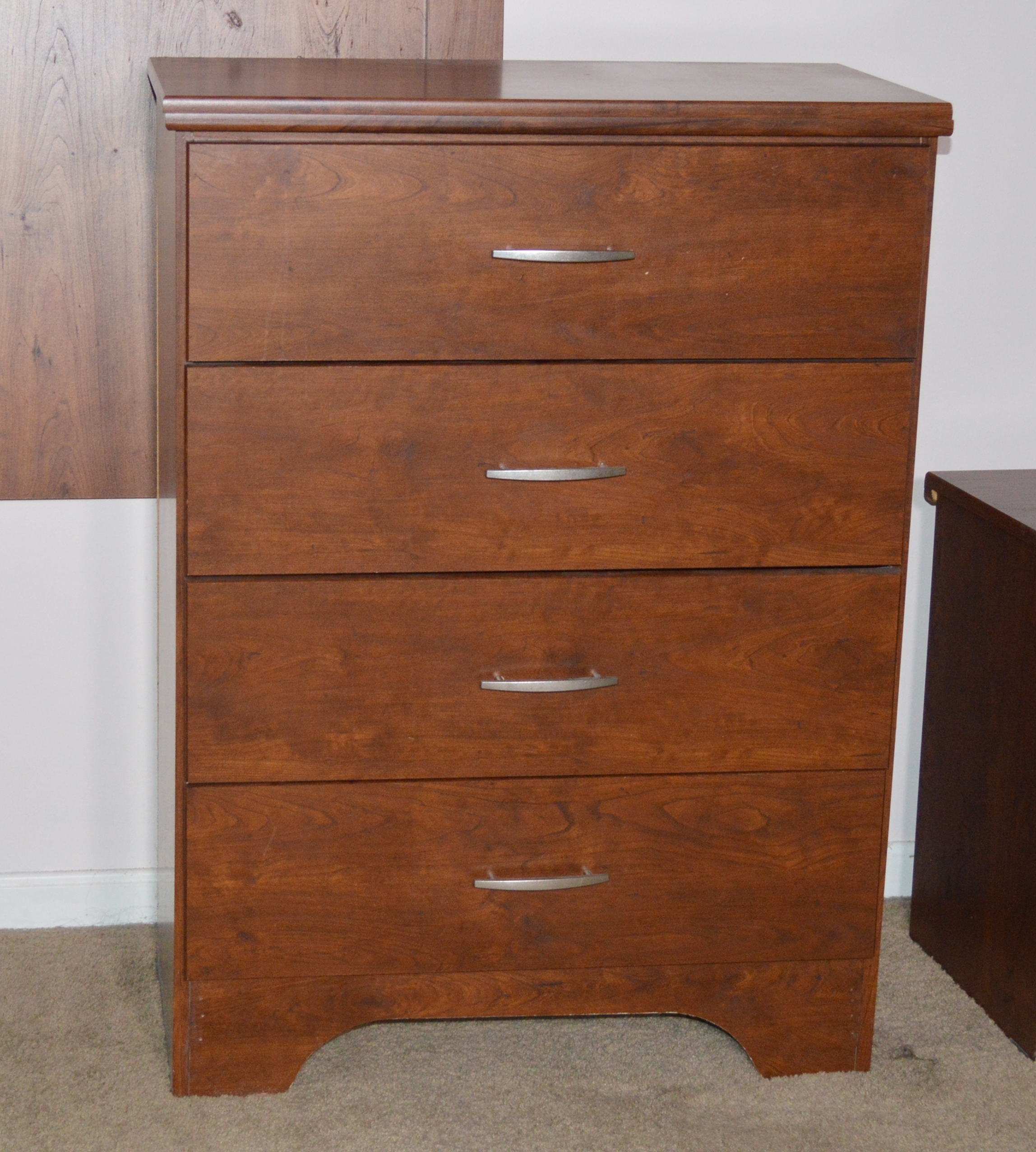 Standard Furniture "Kennedy" Bedroom Set with Queen Headboard