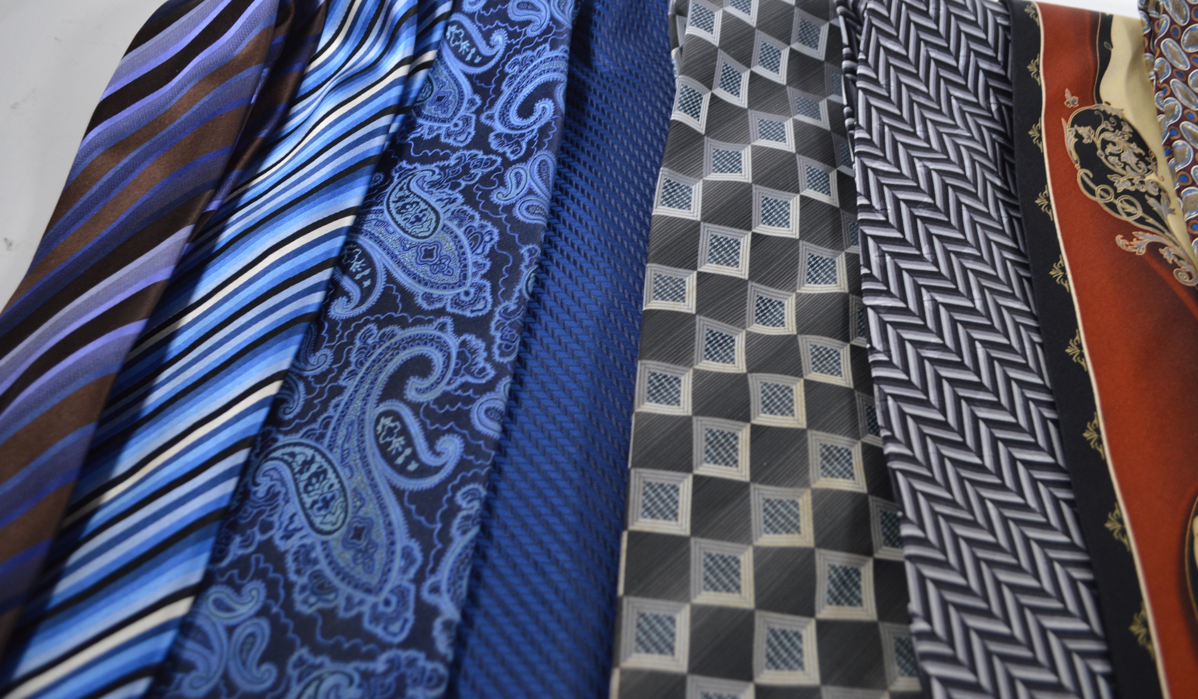 Men's Silk Necktie Collection Including Giorgio Brutini