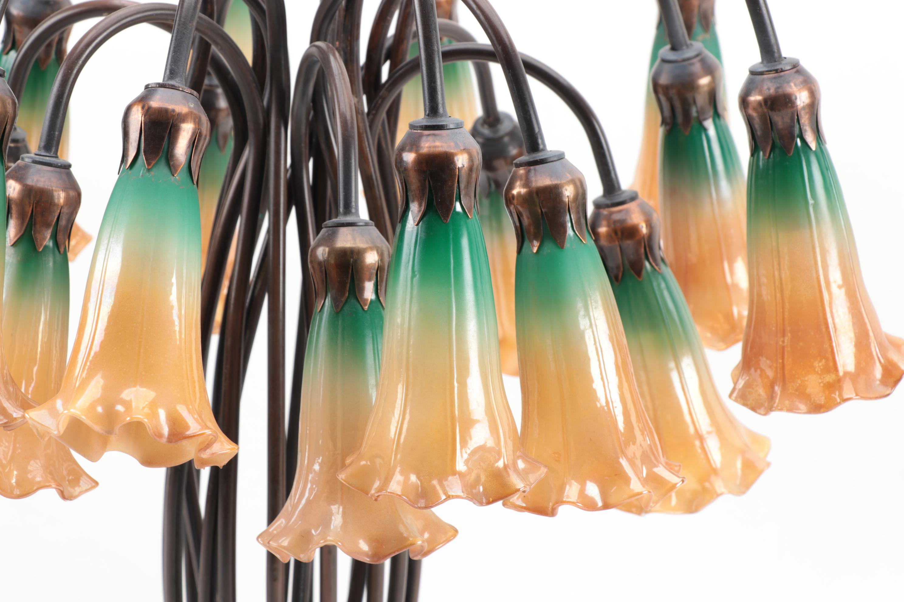 Tiffany Style Lily Flower Table Lamp