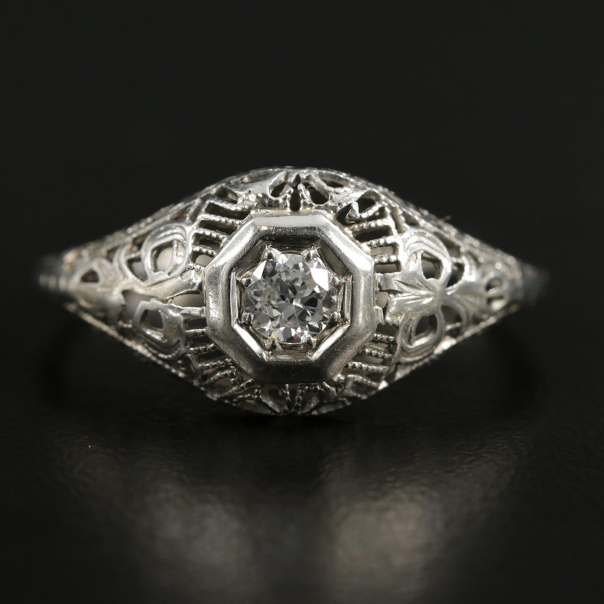 Art Deco 18K White Gold Diamond Ring