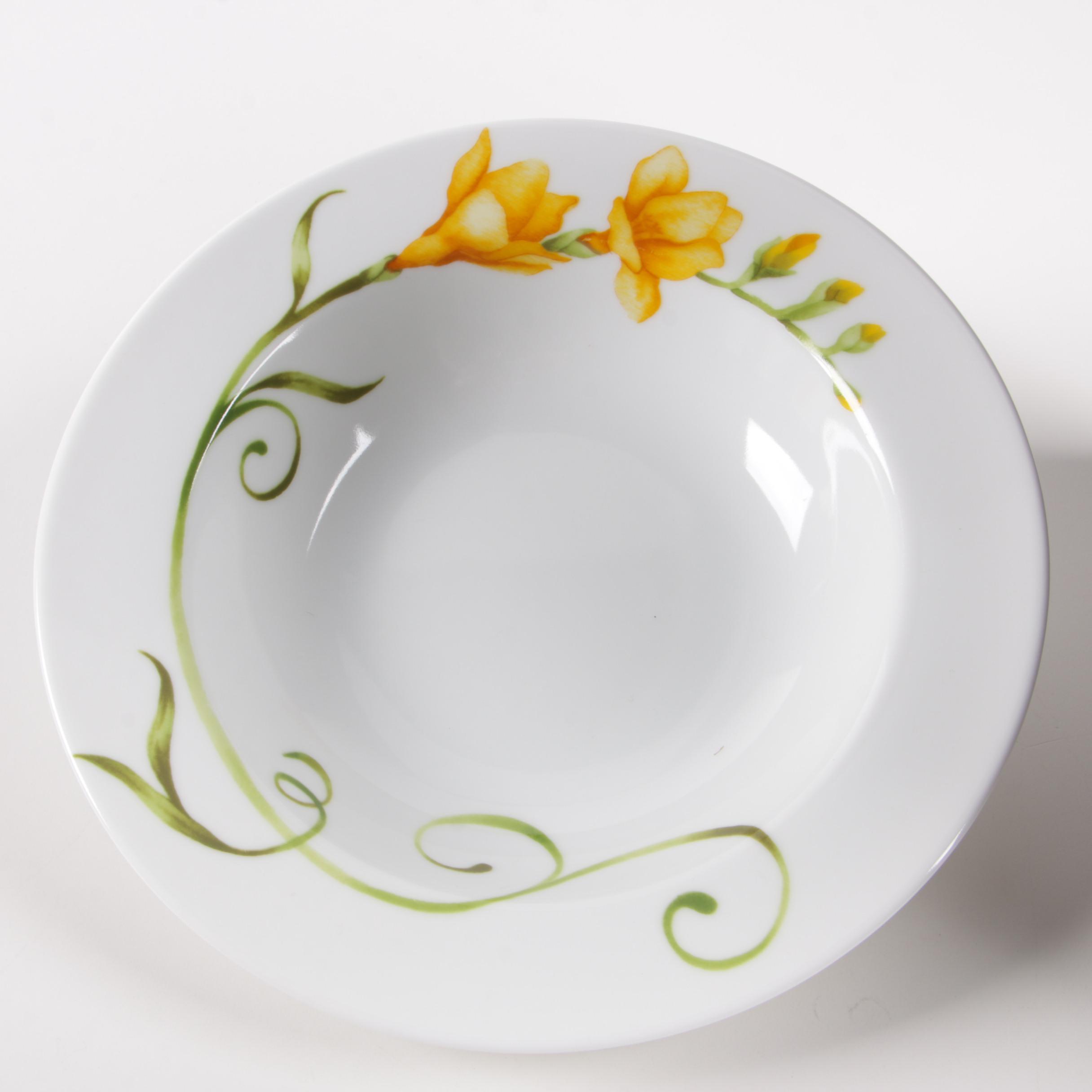 Westbury Court "Lyrical Blooms" Porcelain Dinnerware, Late 20th Century