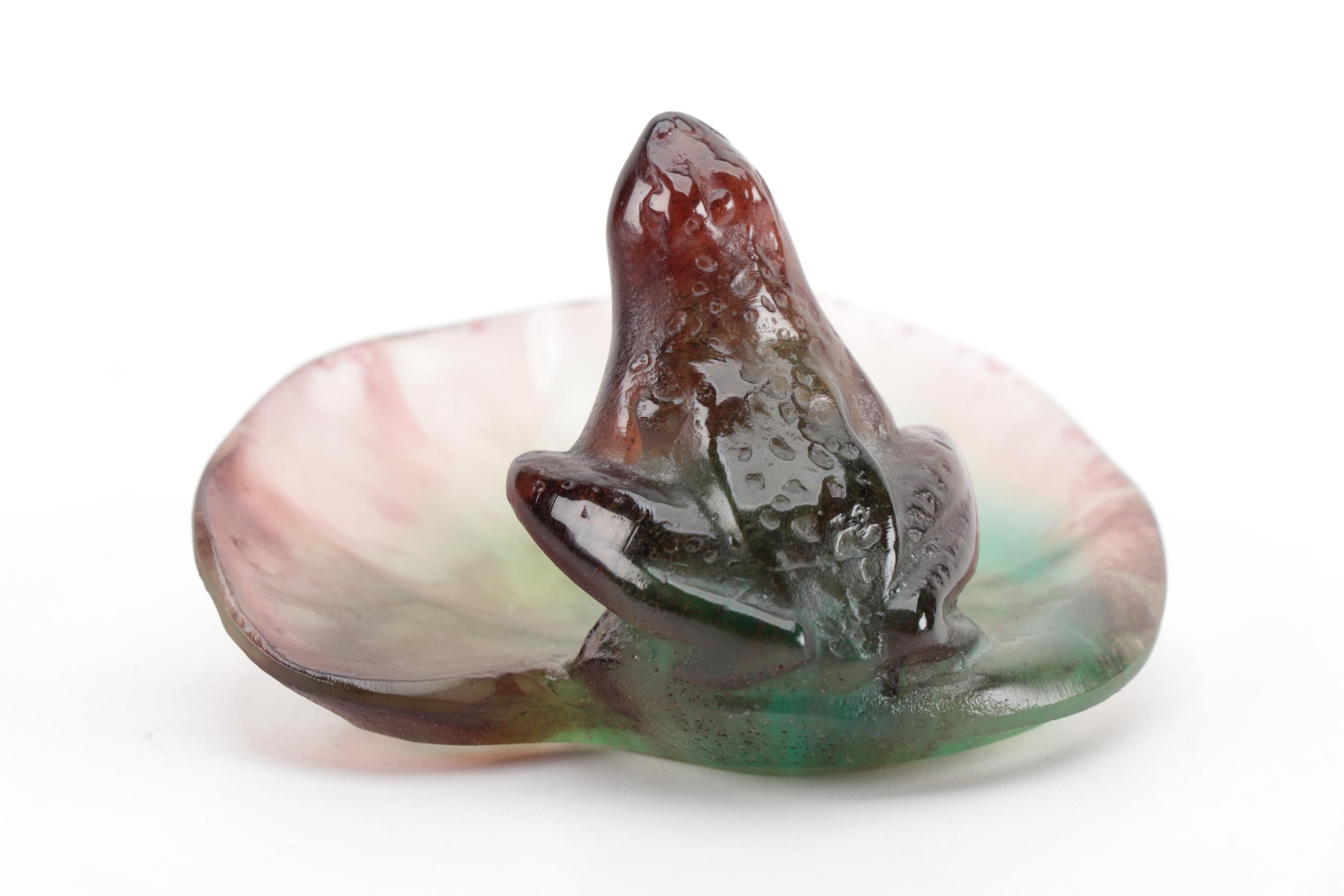 Daum "Frog on Lily Pad" Green Pâte de verre Glass Trinket Dish