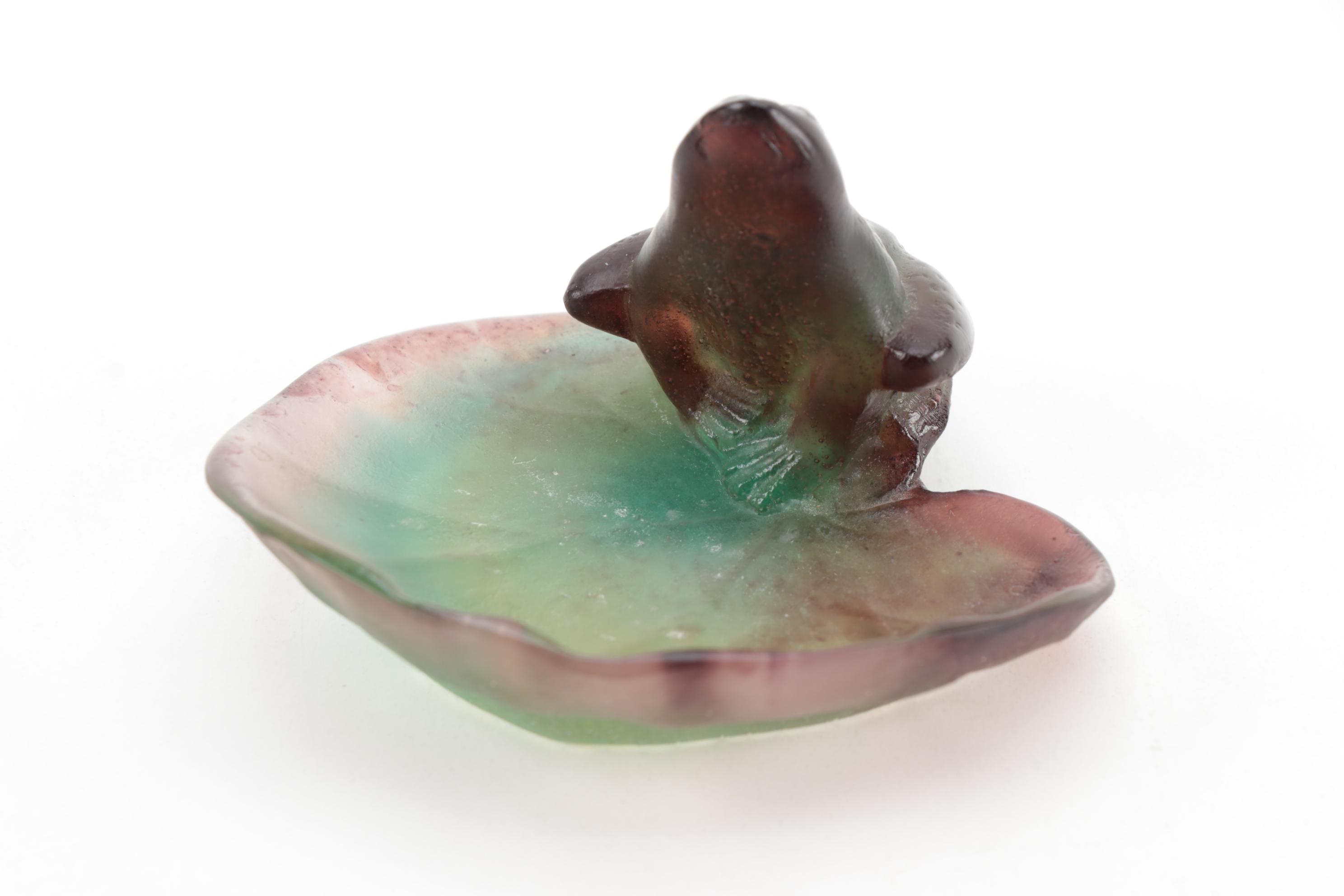 Daum "Frog on Lily Pad" Green Pâte de verre Glass Trinket Dish