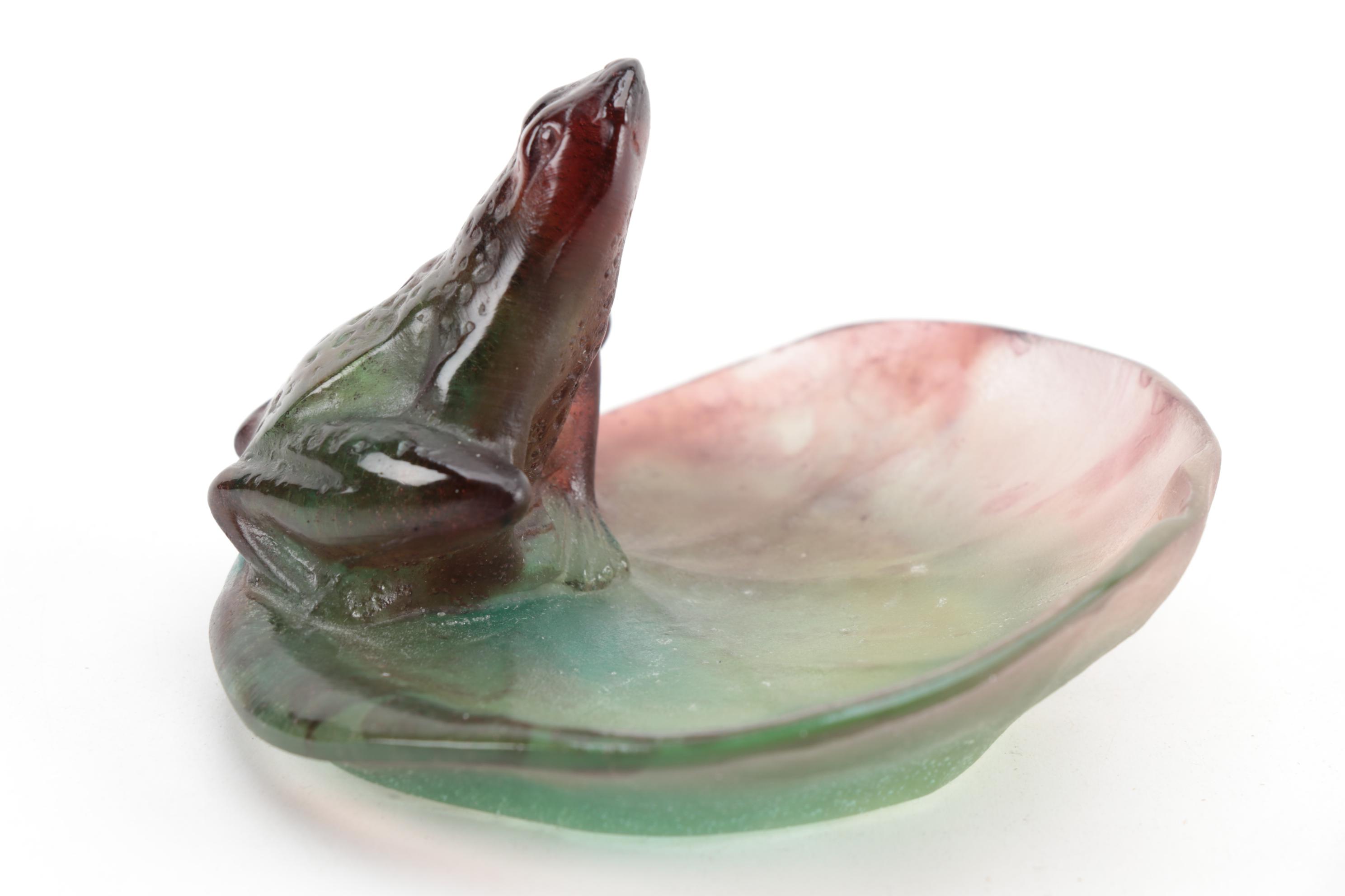 Daum "Frog on Lily Pad" Green Pâte de verre Glass Trinket Dish