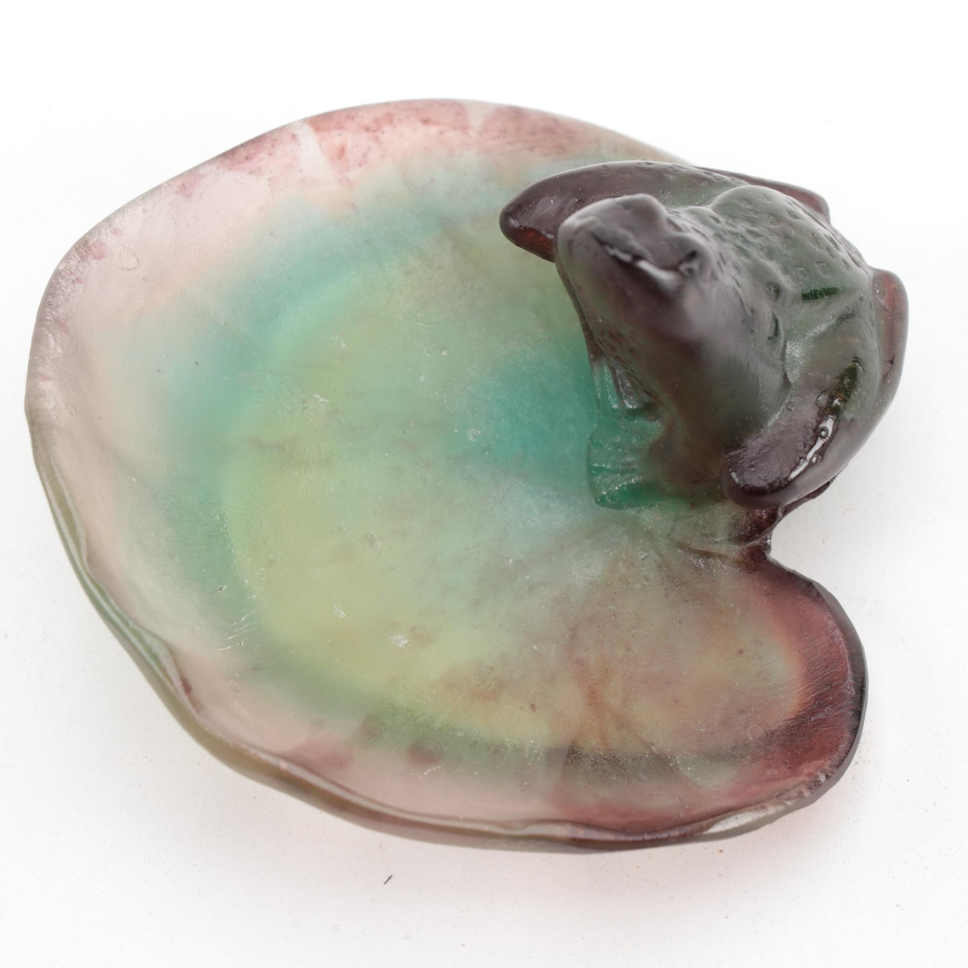 Daum "Frog on Lily Pad" Green Pâte de verre Glass Trinket Dish