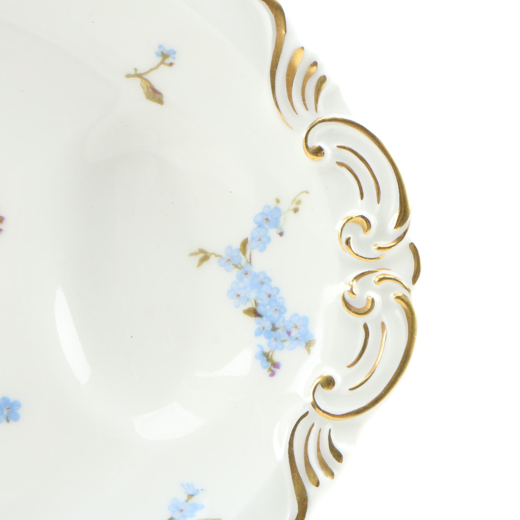 Haviland "Montmery" Porcelain Dinnerware, Mid to Late 20th Century