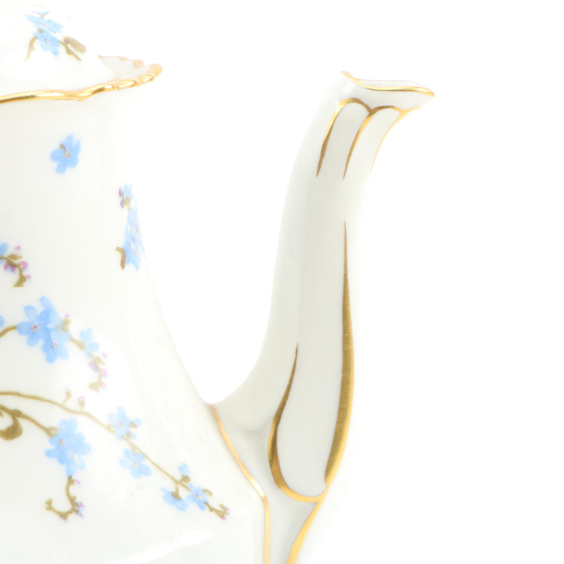 Haviland "Montmery" Porcelain Dinnerware, Mid to Late 20th Century