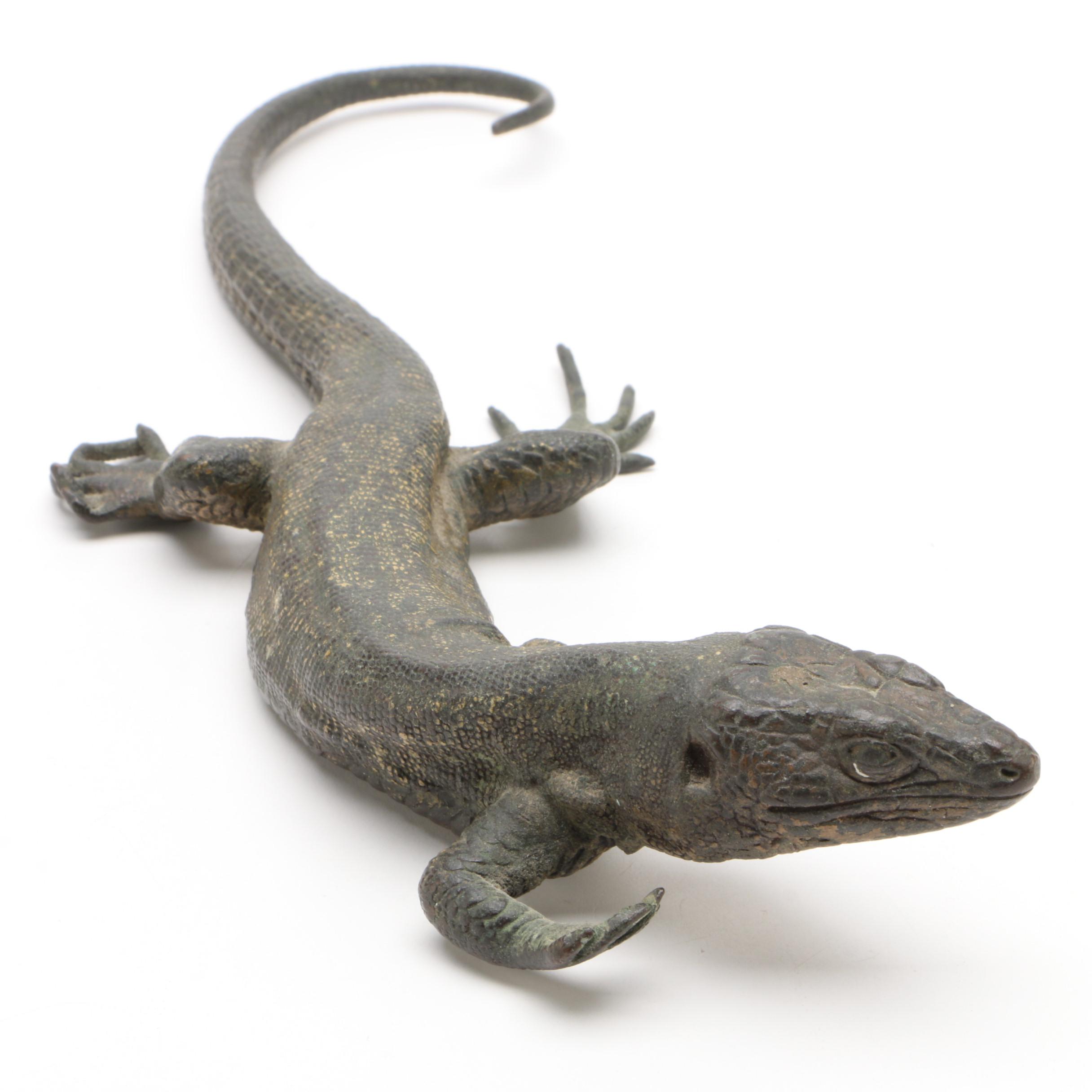 Franz Bergman Foundry Cold-Painted Bronze Sculpture of a Lizard