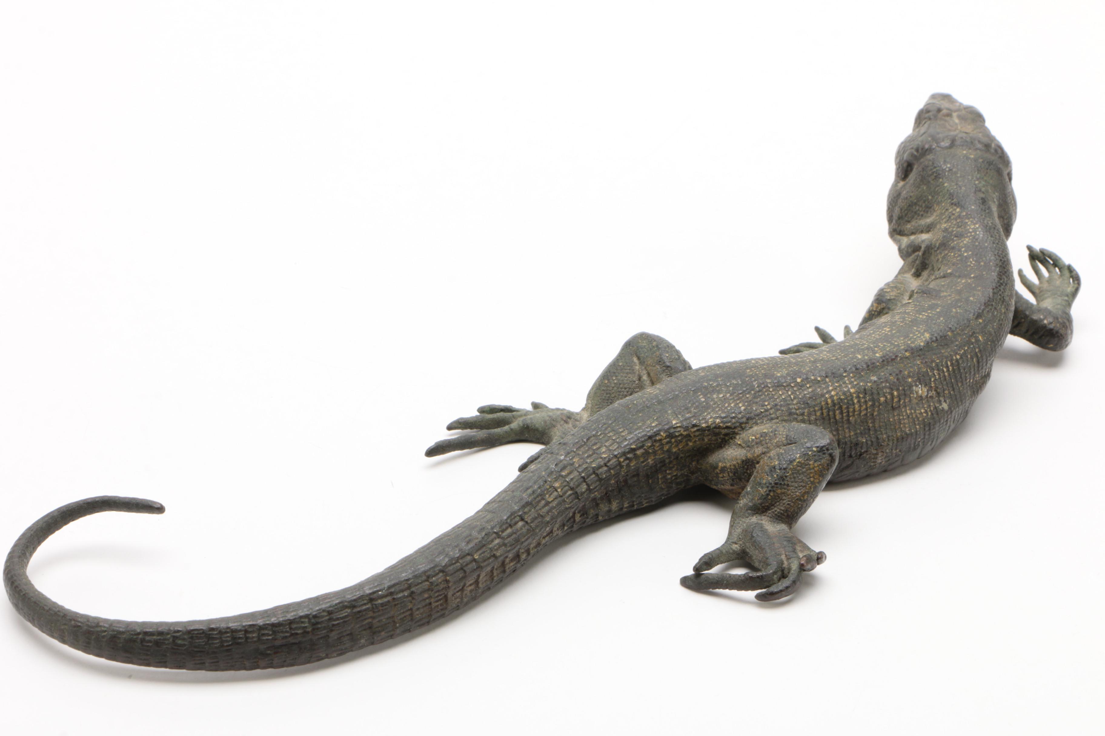 Franz Bergman Foundry Cold-Painted Bronze Sculpture of a Lizard