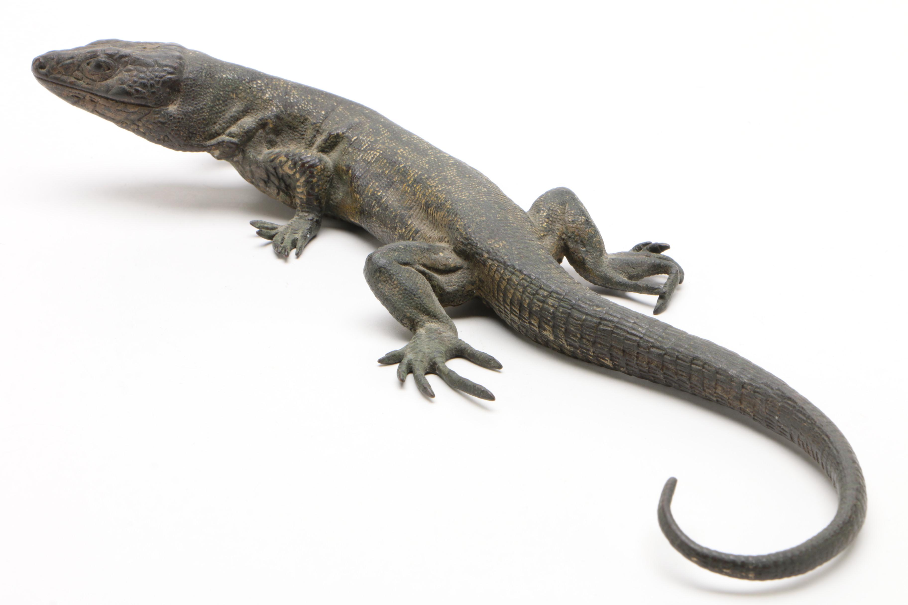 Franz Bergman Foundry Cold-Painted Bronze Sculpture of a Lizard