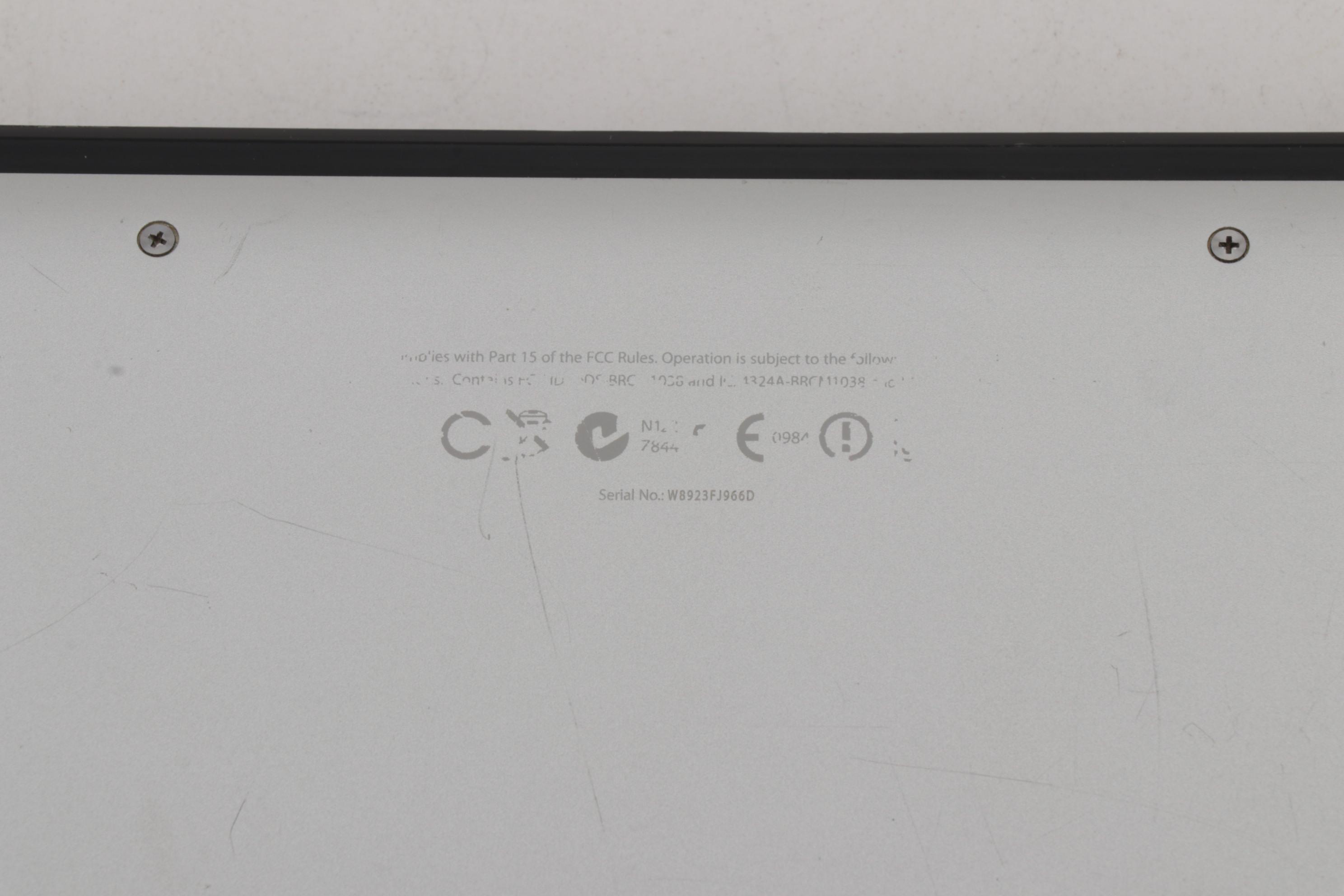 13" Apple MacBook Pro "Core 2 Duo" 2.26 Laptop with Power Adapter, Mid-2009