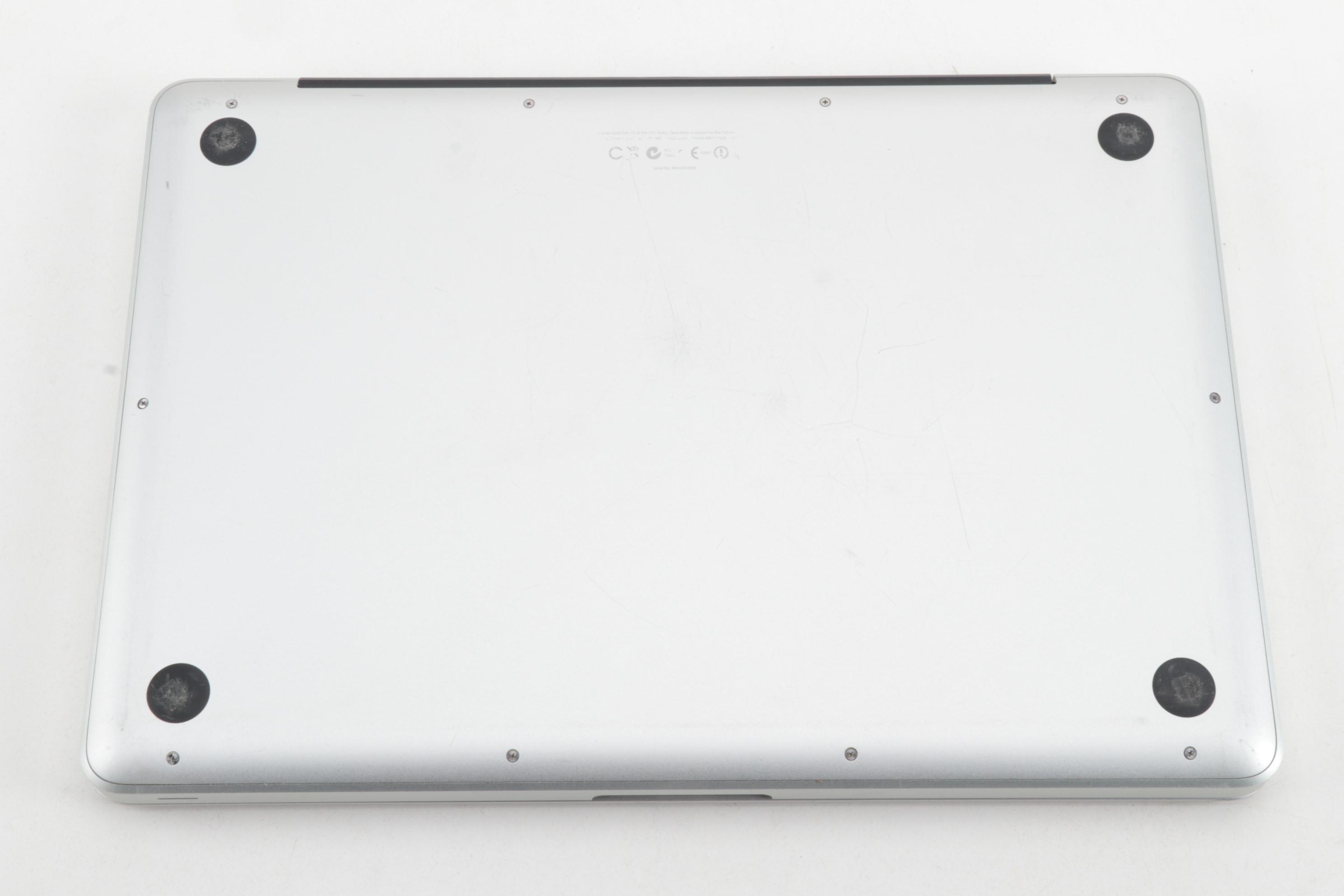 13" Apple MacBook Pro "Core 2 Duo" 2.26 Laptop with Power Adapter, Mid-2009