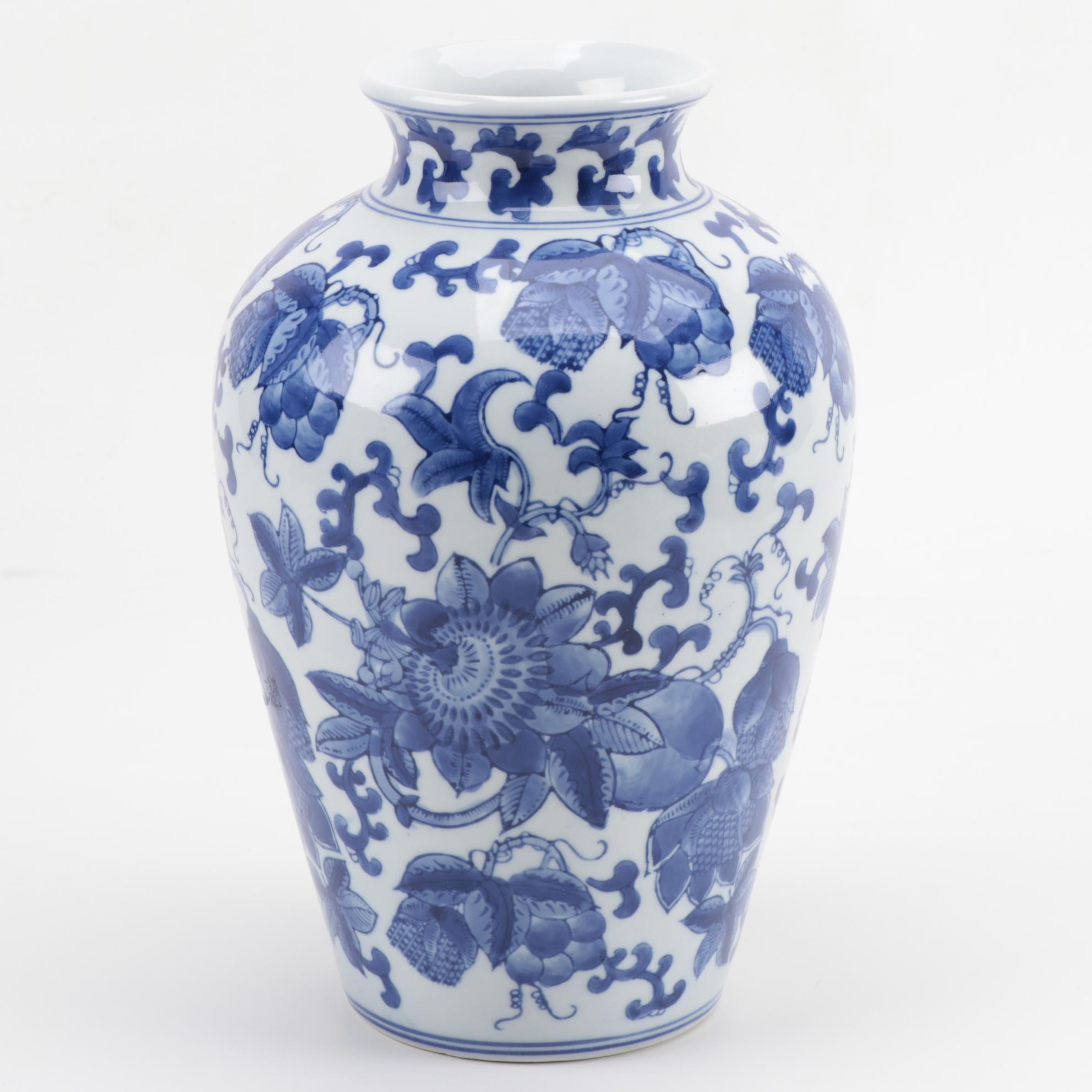 Chinese Blue and White Porcelain Vessels and Japanese Teapot