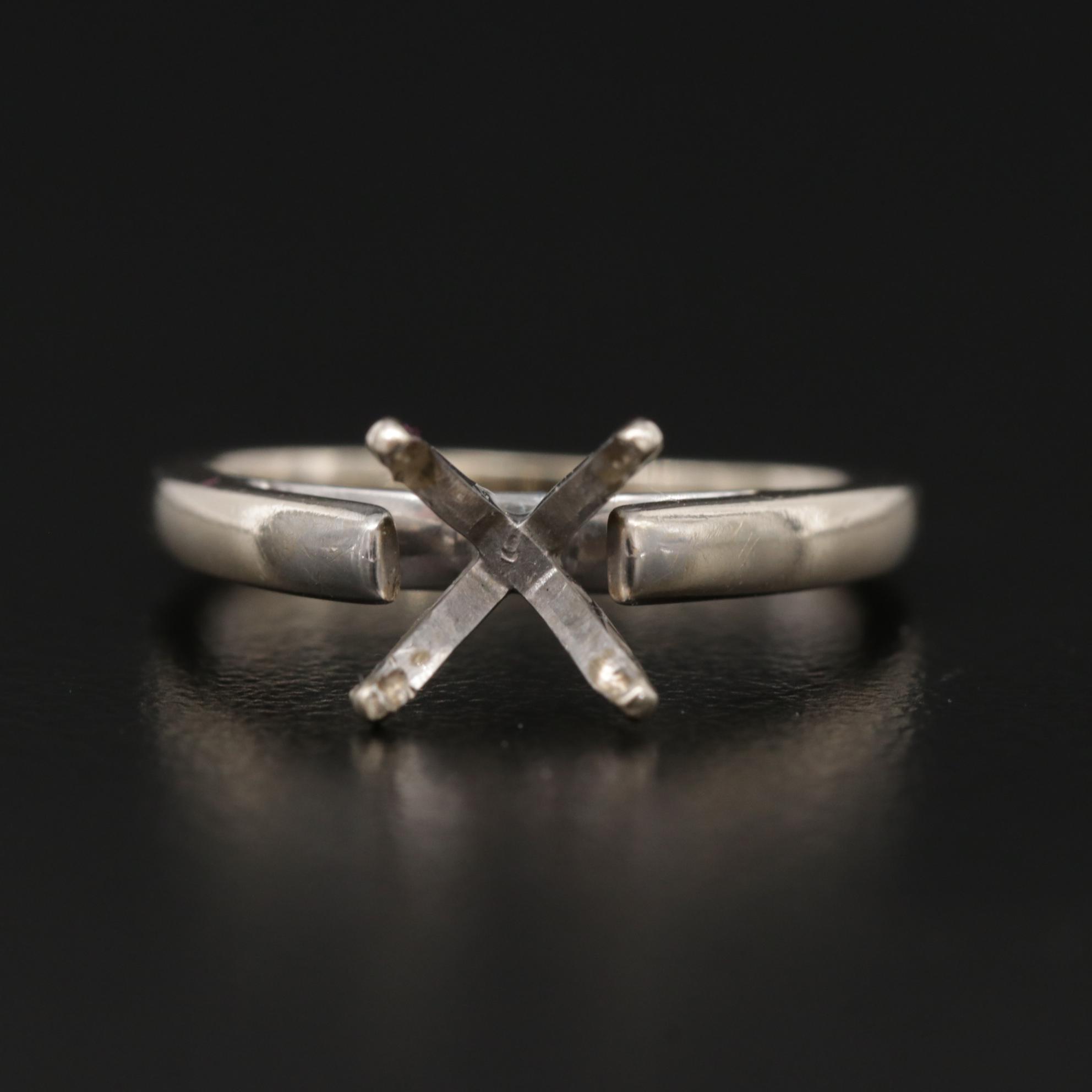 18K White Gold Ring Mount