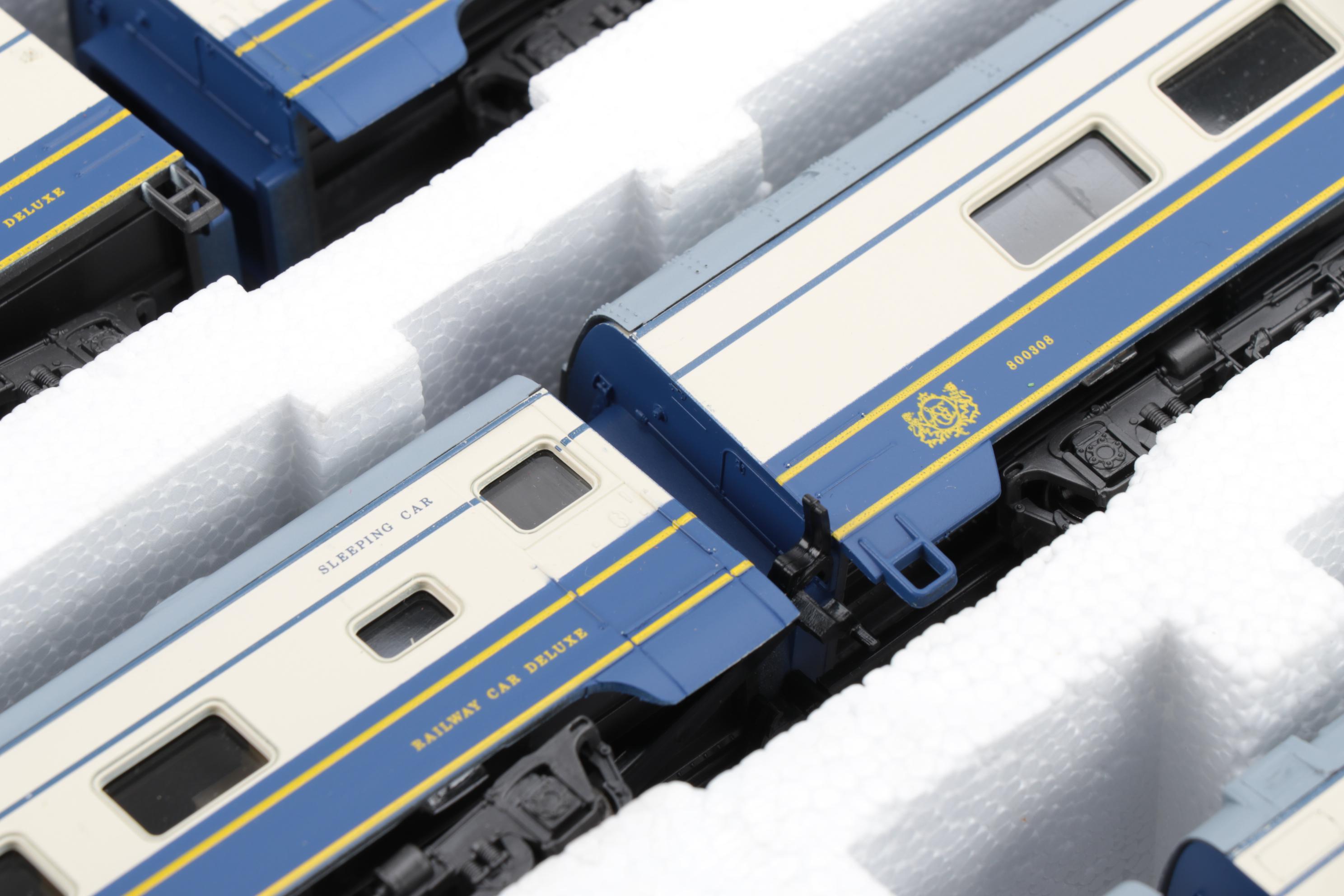 Rivarossi HO Scale Model Train Set in Original Packaging, 1996