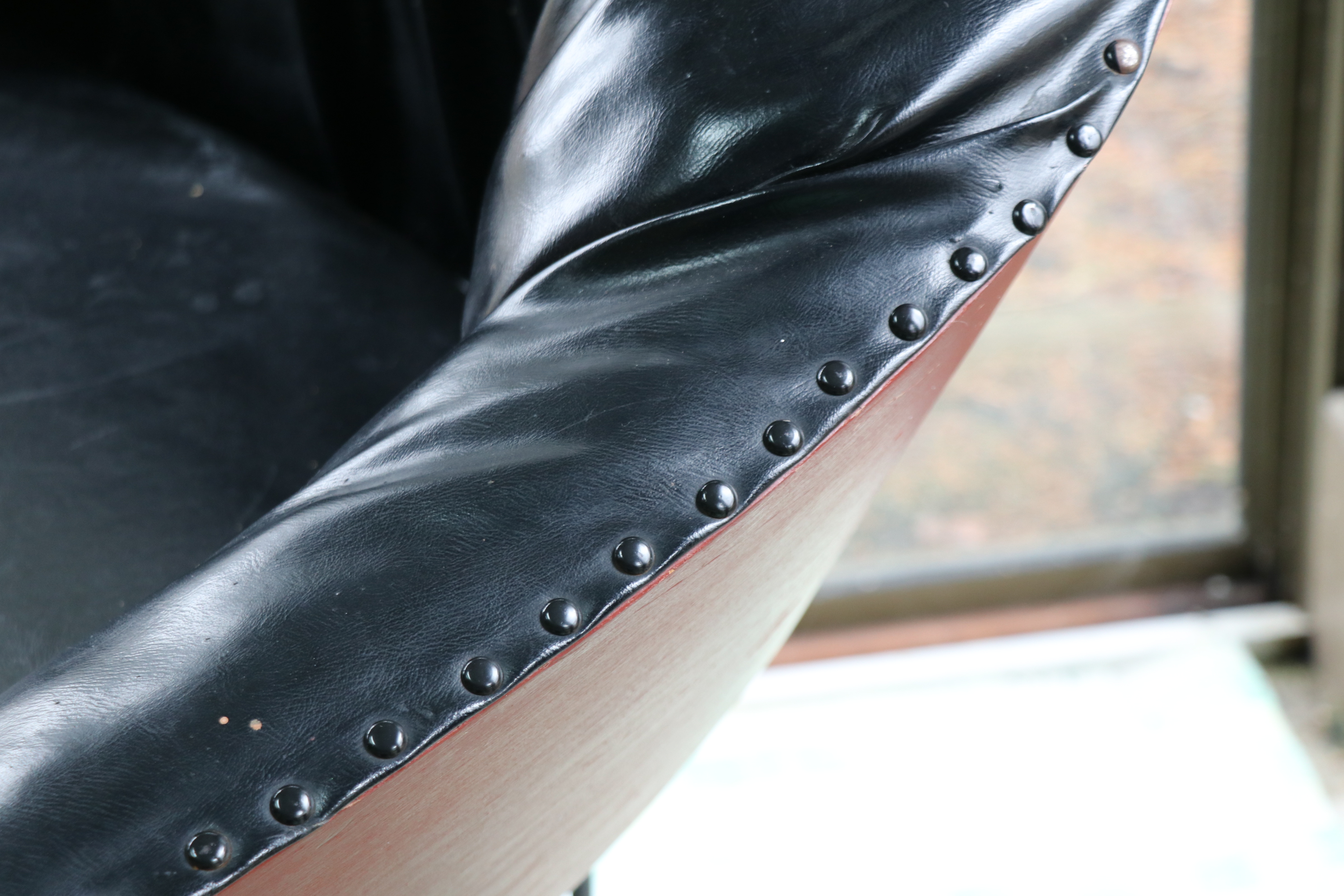 Horse-Drawn Cutter Style Open Sleigh, Early 20th Century