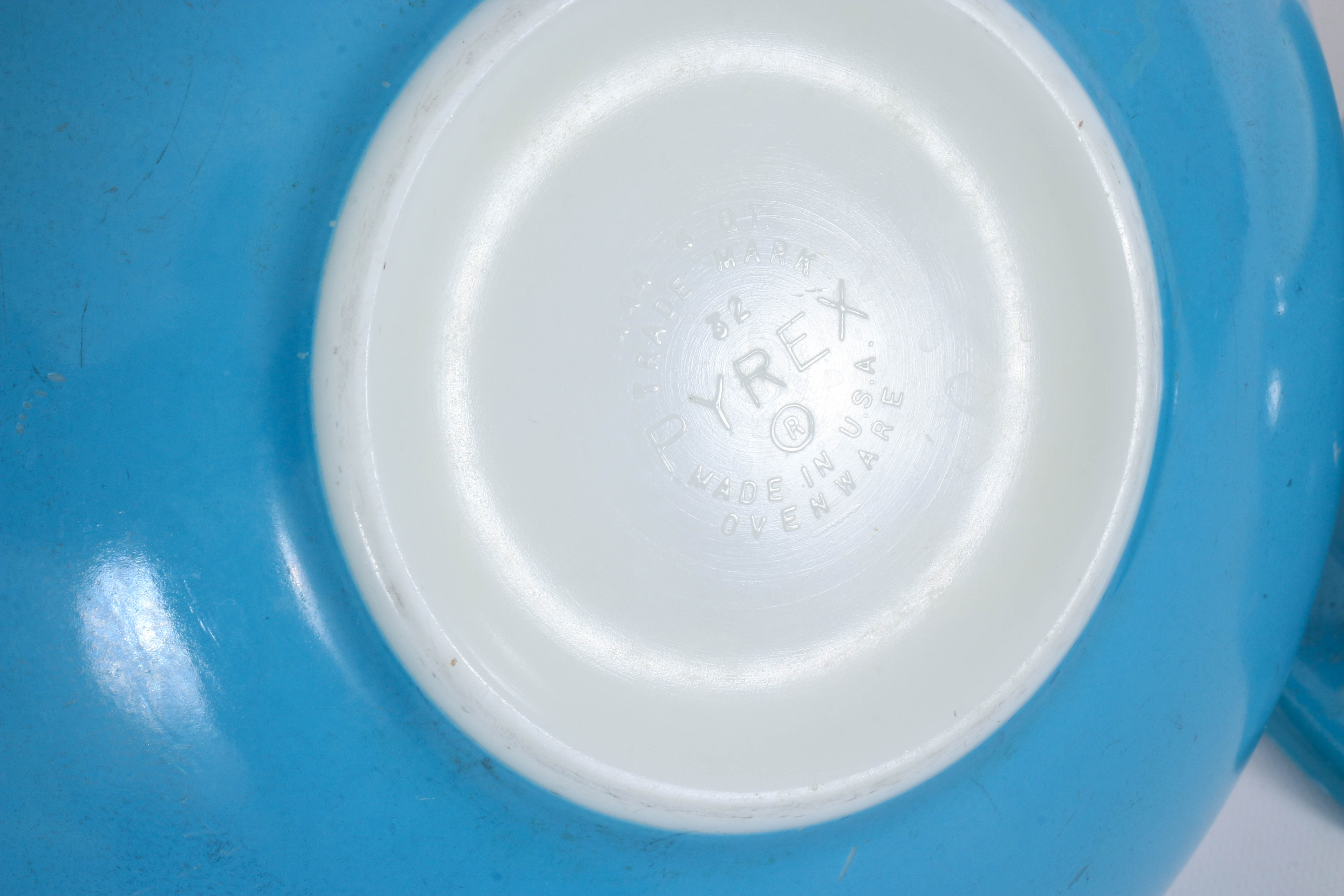 Pyrex "Snowflake" Glass Cinderella Bowls, Mid-20th Century