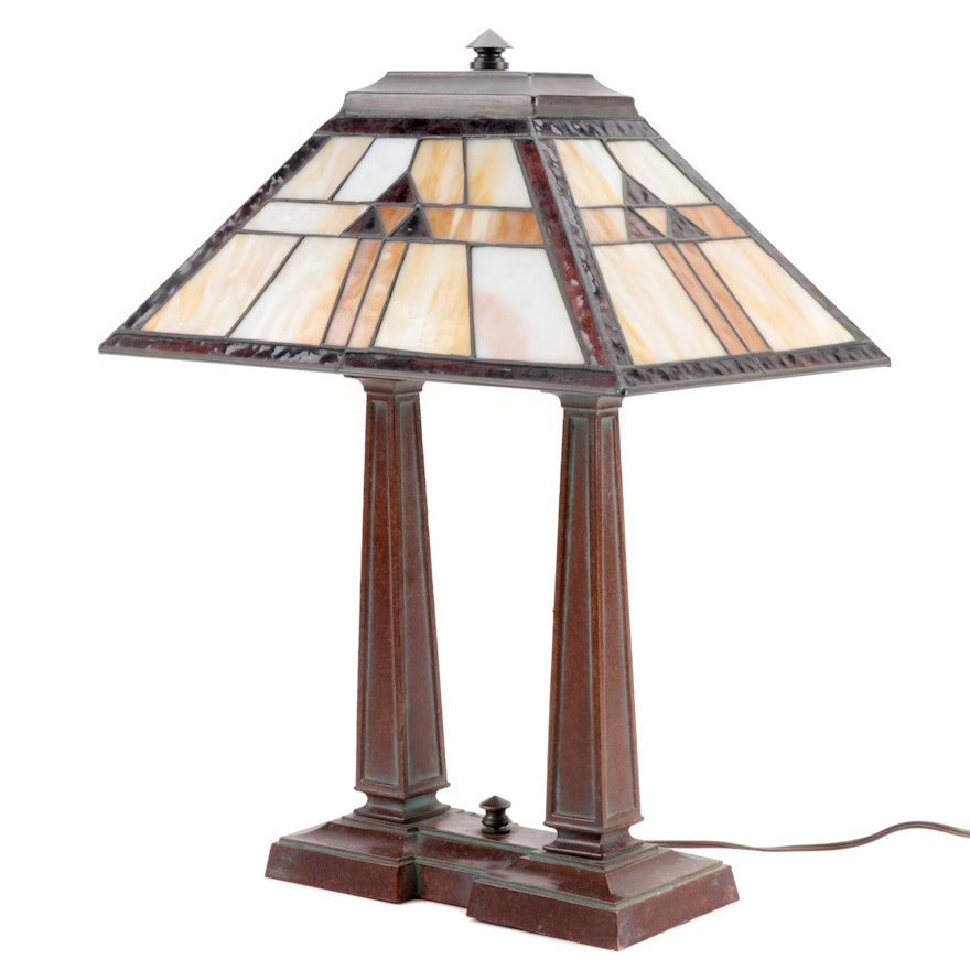 Arts and Crafts Style Stained Glass Table Lamp