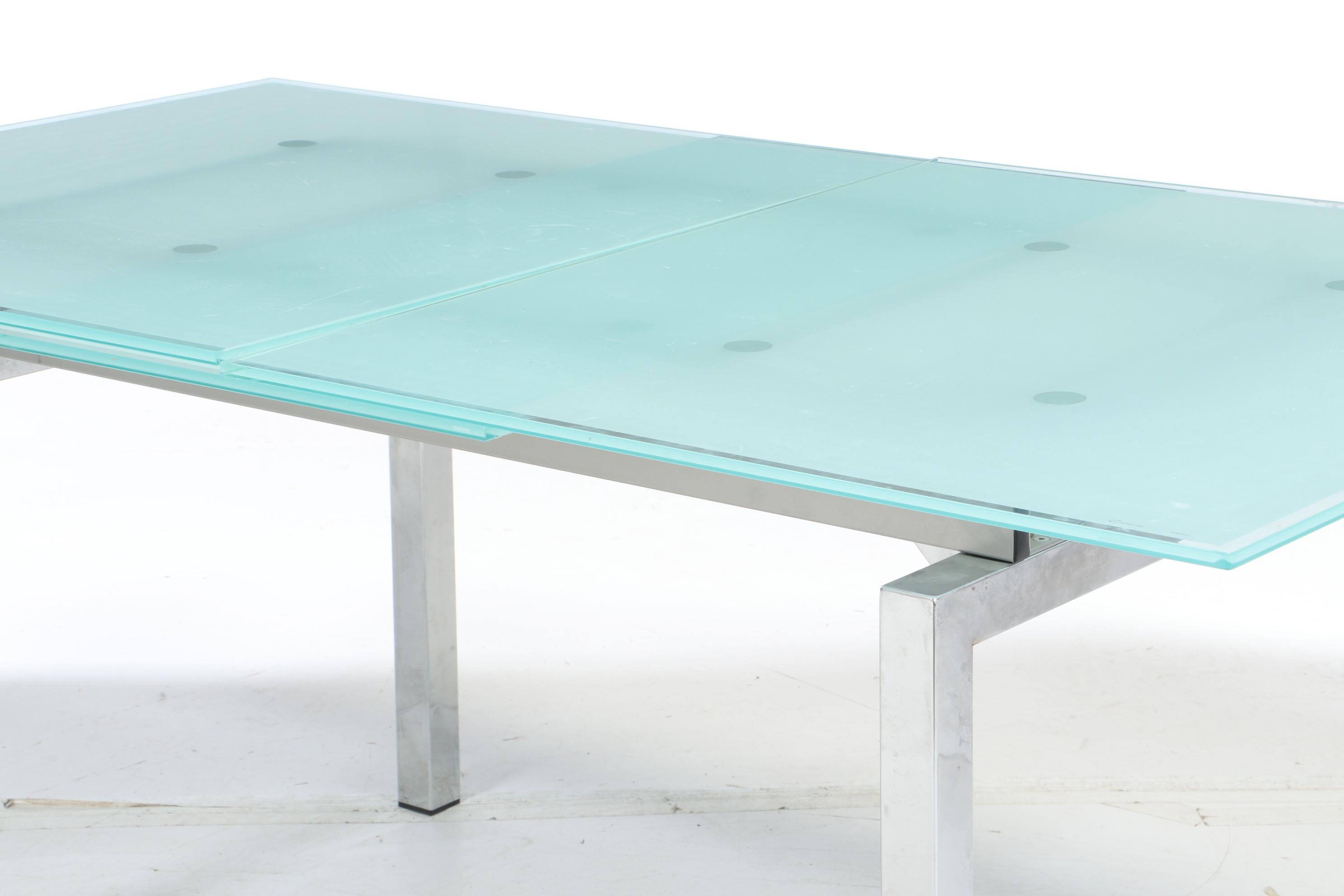 Calligaris Modern Style Tempered Glass Expandable Table