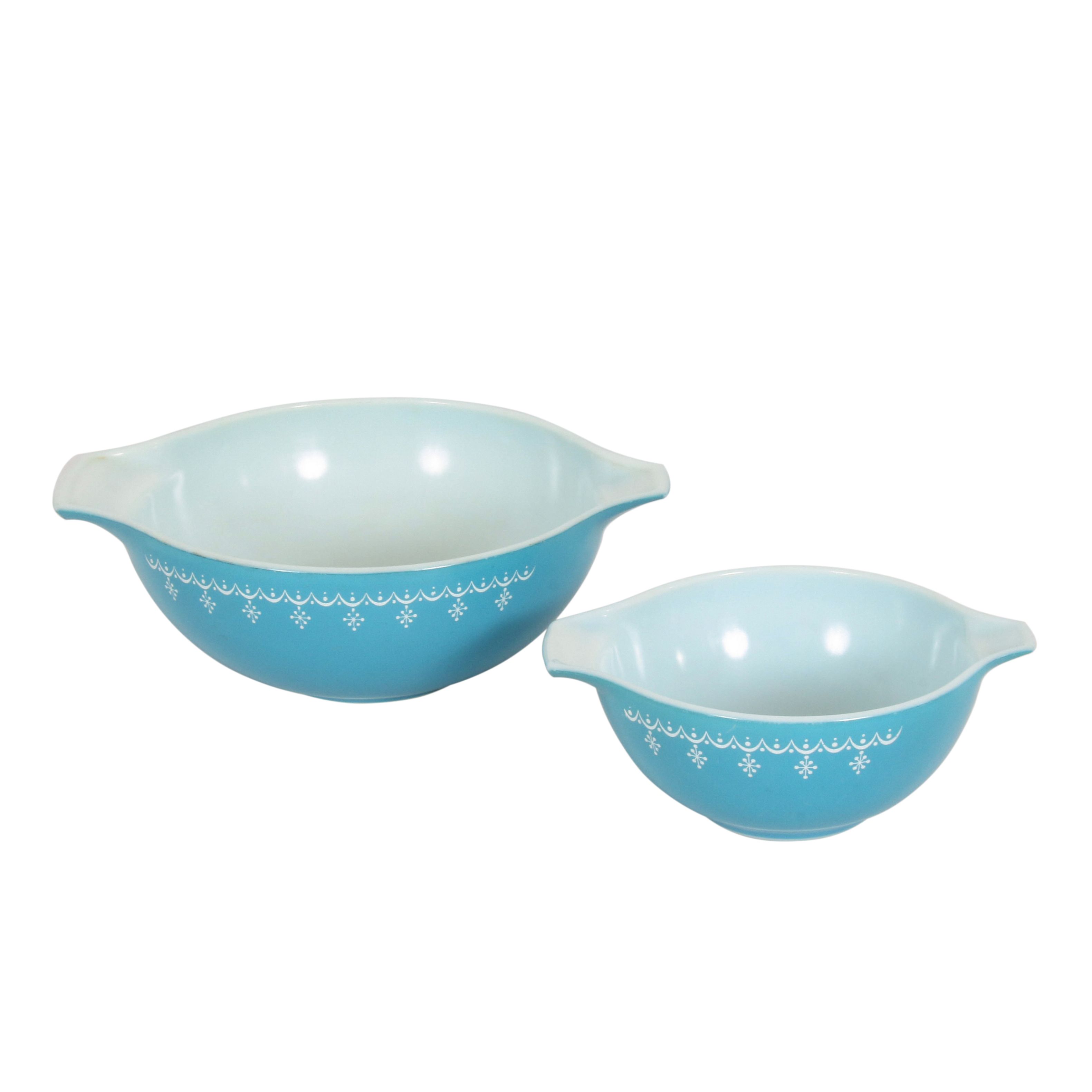 Pyrex "Snowflake" Glass Cinderella Bowls, Mid-20th Century
