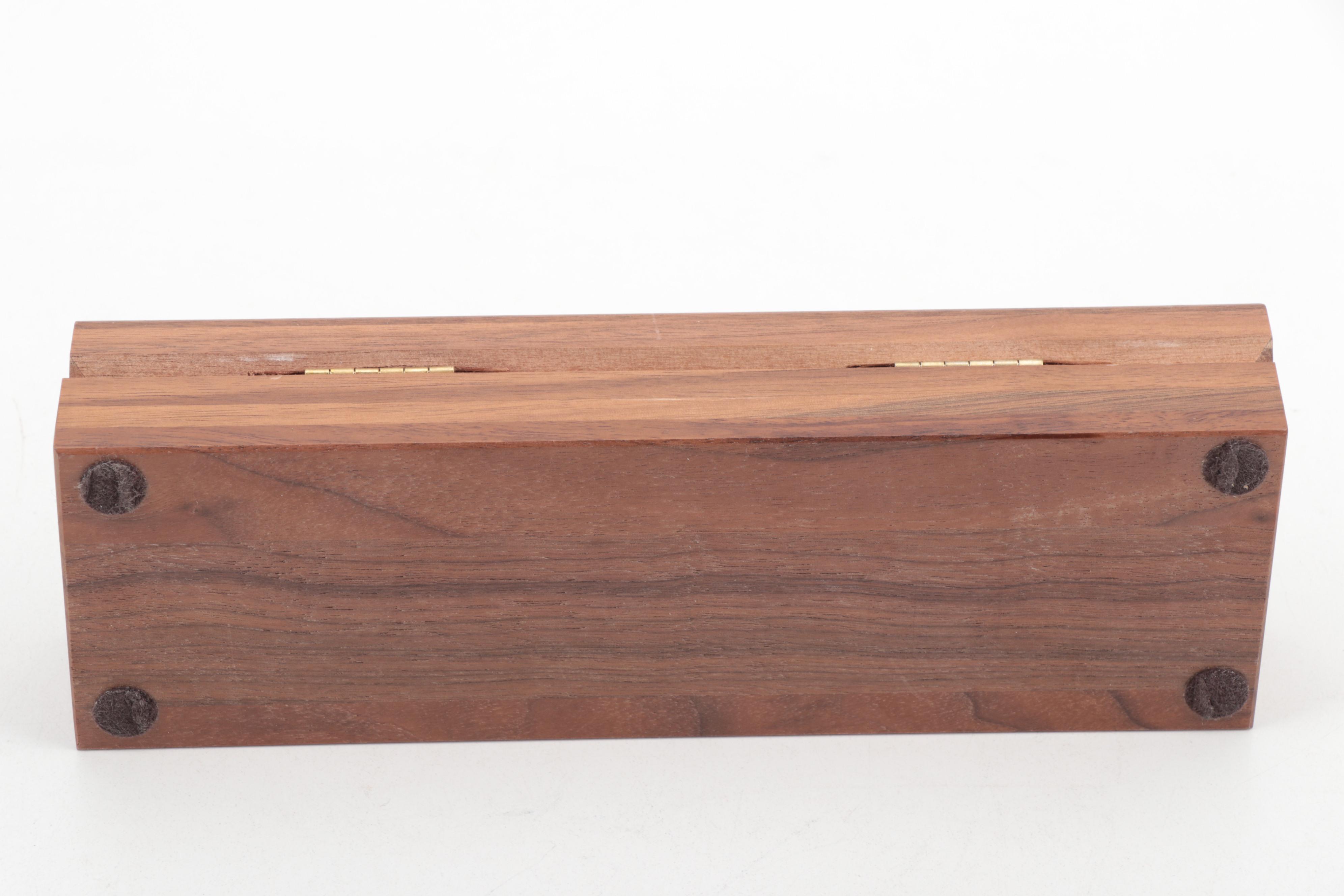 Buck Custom Handmade Turquoise Knife by Navajo Artist Dave Yellowhorse with Case